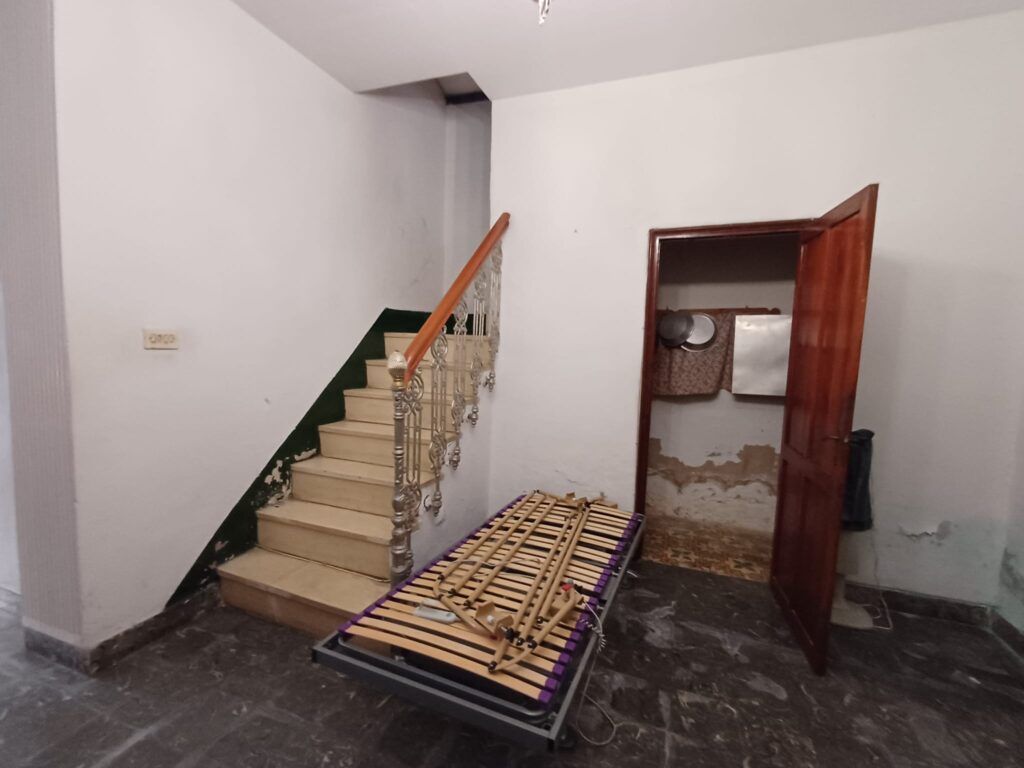 5 Bed, 2 Bath, HouseFor Sale, Oliva, Valencia, 46780