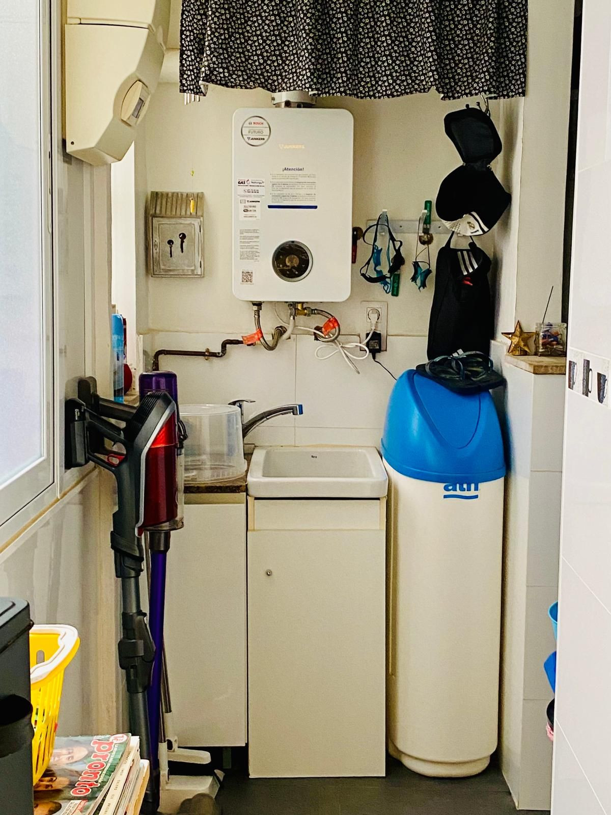 3 Bed, 2 Bath, ApartmentFor Sale, Palma de Mallorca, Islas Baleares