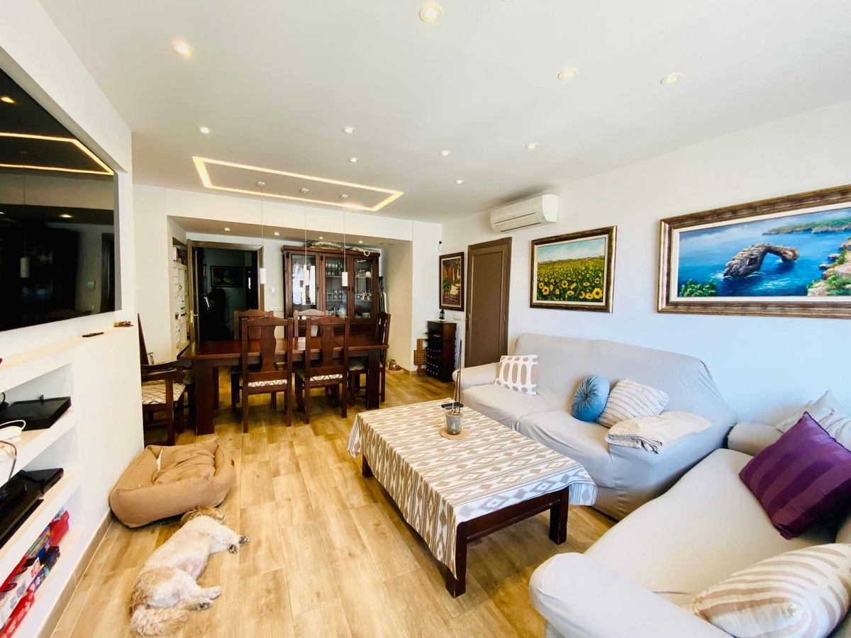 3 Bed, 2 Bath, ApartmentFor Sale, Palma de Mallorca, Islas Baleares