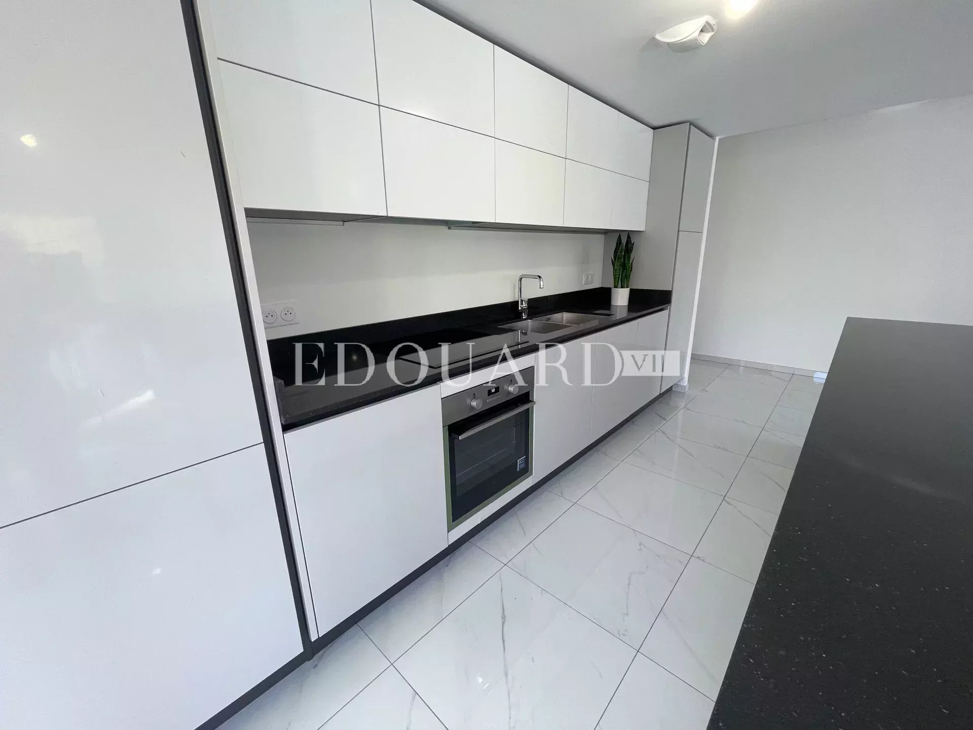 2 Bed, 2 Bath, ApartmentFor Sale, Roquebrune-Cap-Martin, Alpes-Maritimes