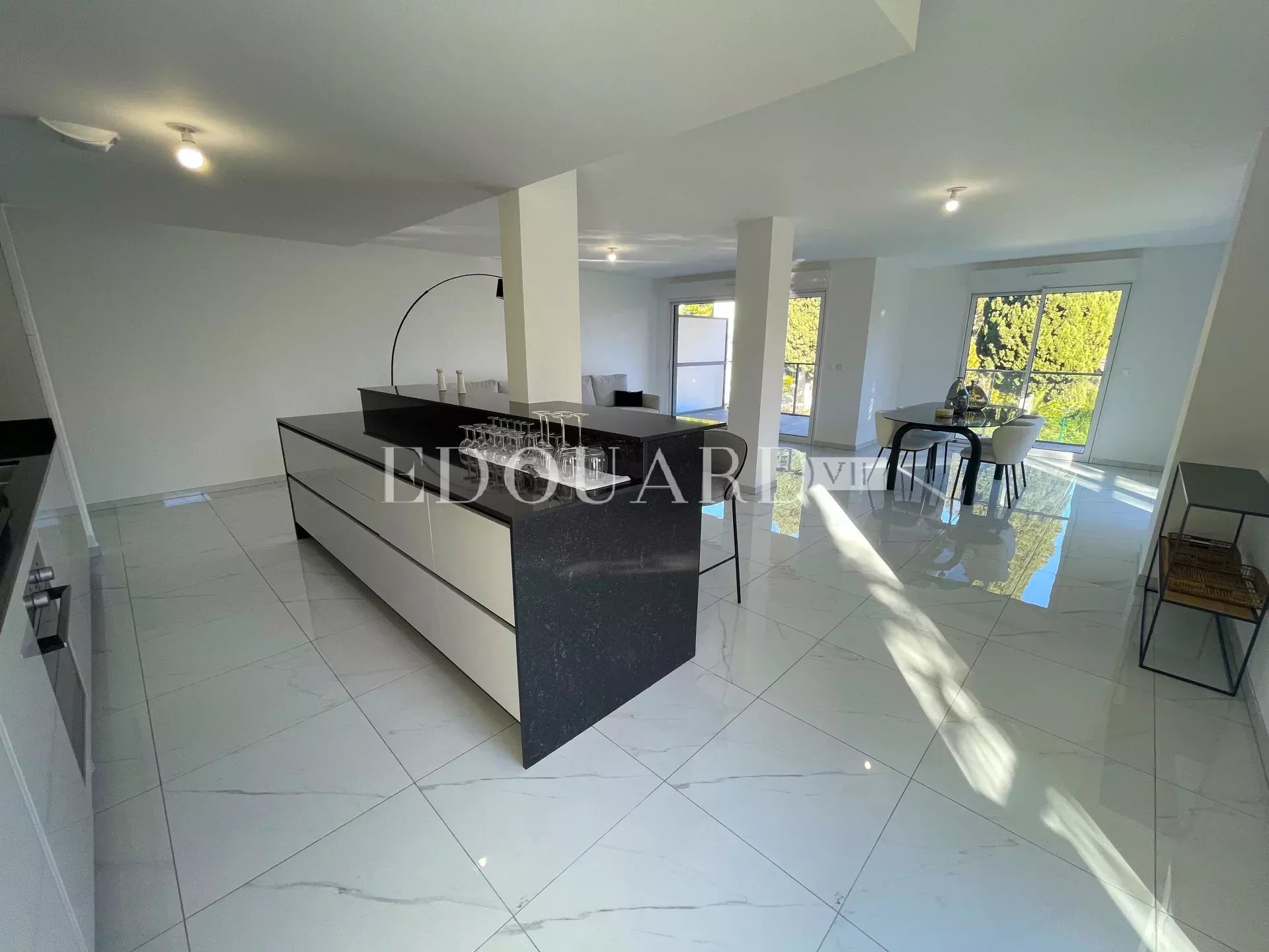 2 Bed, 2 Bath, ApartmentFor Sale, Roquebrune-Cap-Martin, Alpes-Maritimes