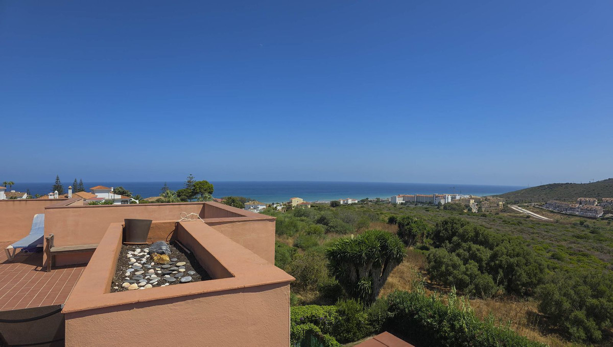 2 Bed, 2 Bath, ApartmentFor Sale, La Duquesa, Malaga 2 Bed, 2 Bath, ApartmentFor Sale, La Duquesa, Malaga