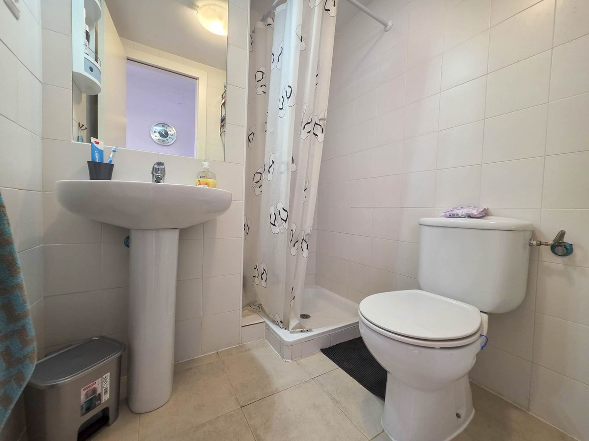 2 Bed, 2 Bath, ApartmentFor Sale, La Duquesa, Malaga 2 Bed, 2 Bath, ApartmentFor Sale, La Duquesa, Malaga