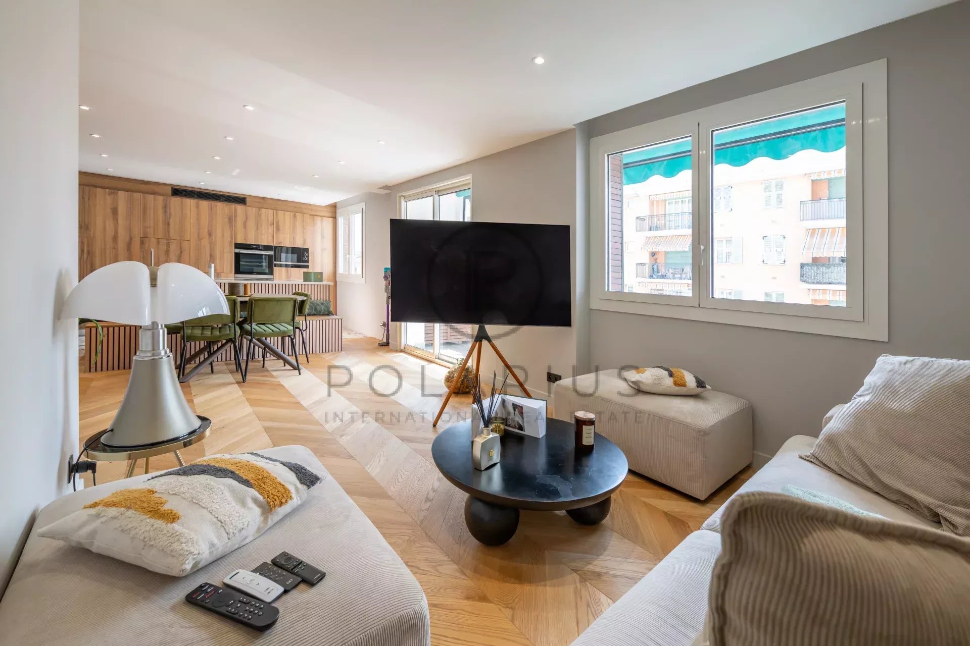 2 Bed, 1 Bath, ApartmentFor Sale, Nice, Alpes-Maritimes 2 Bed, 1 Bath, ApartmentFor Sale, Nice, Alpes-Maritimes