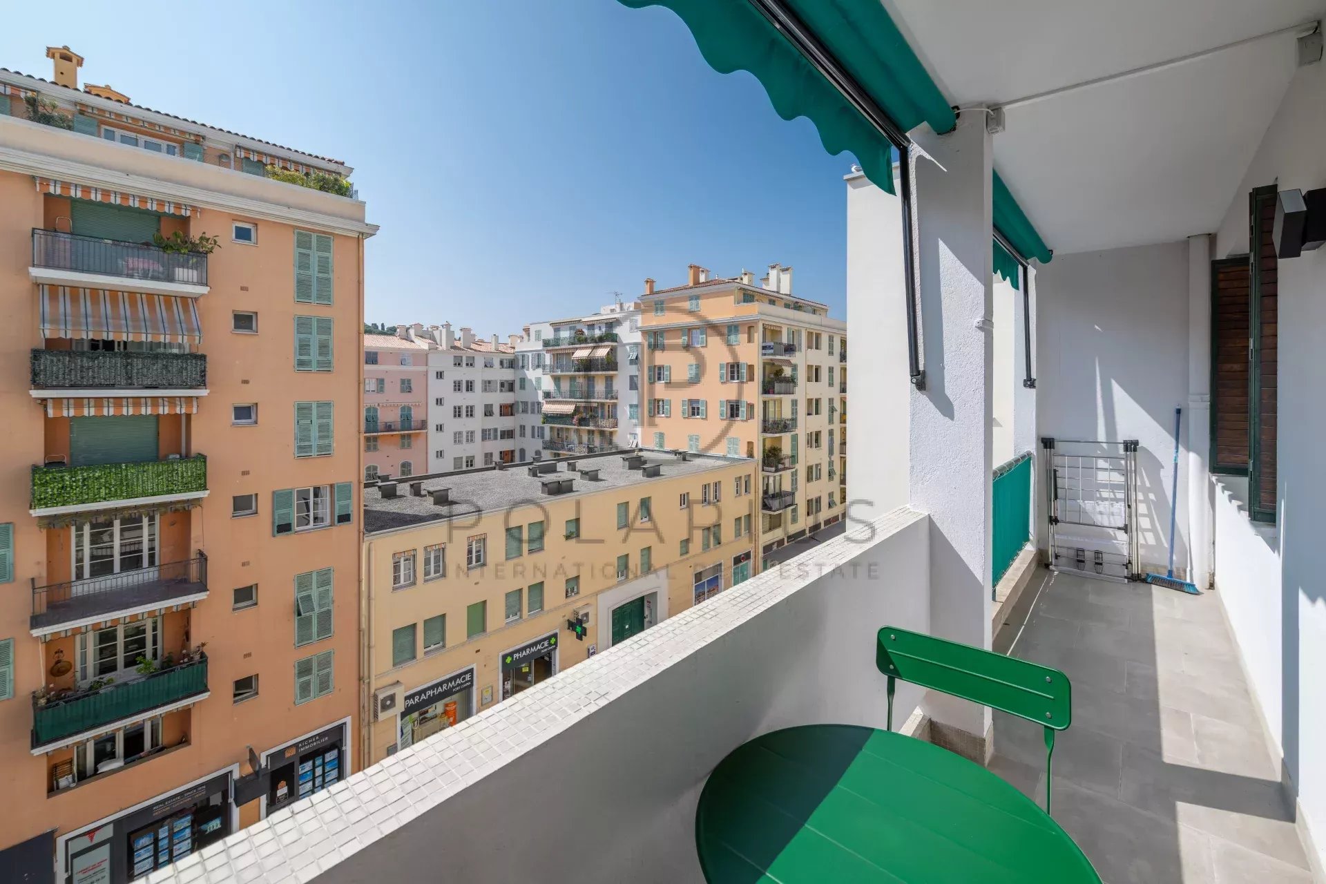 2 Bed, 1 Bath, ApartmentFor Sale, Nice, Alpes-Maritimes