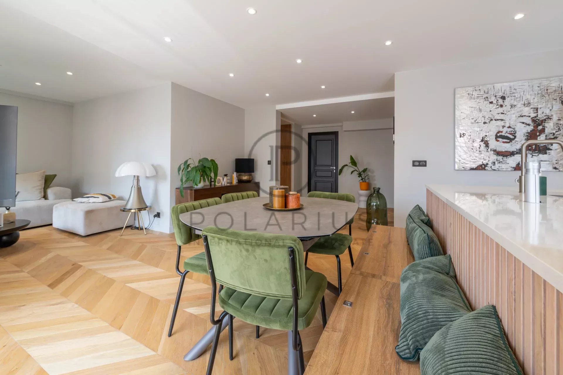 2 Bed, 1 Bath, ApartmentFor Sale, Nice, Alpes-Maritimes