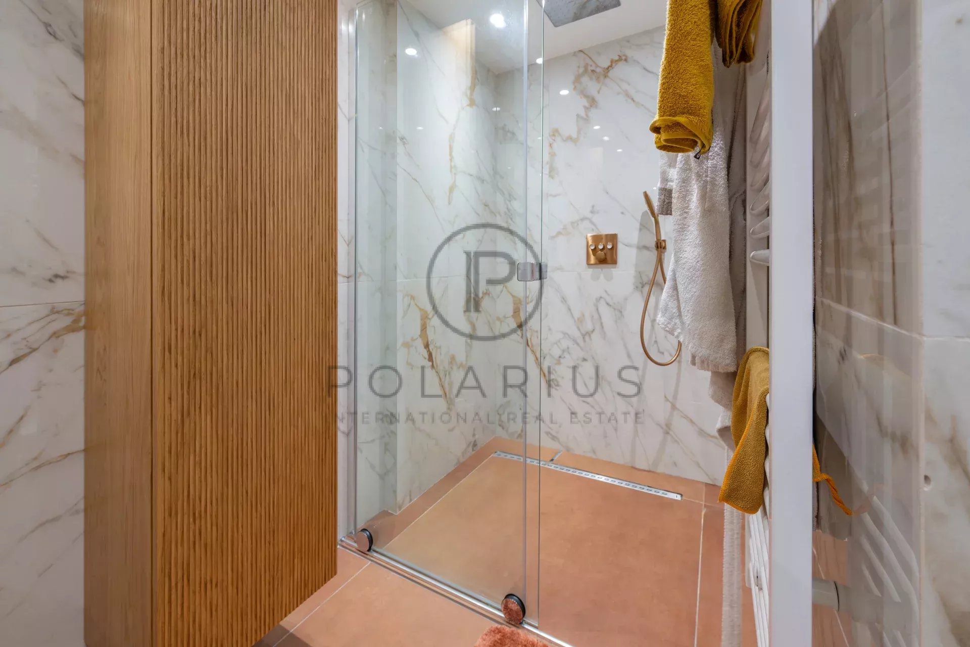 2 Bed, 1 Bath, ApartmentFor Sale, Nice, Alpes-Maritimes