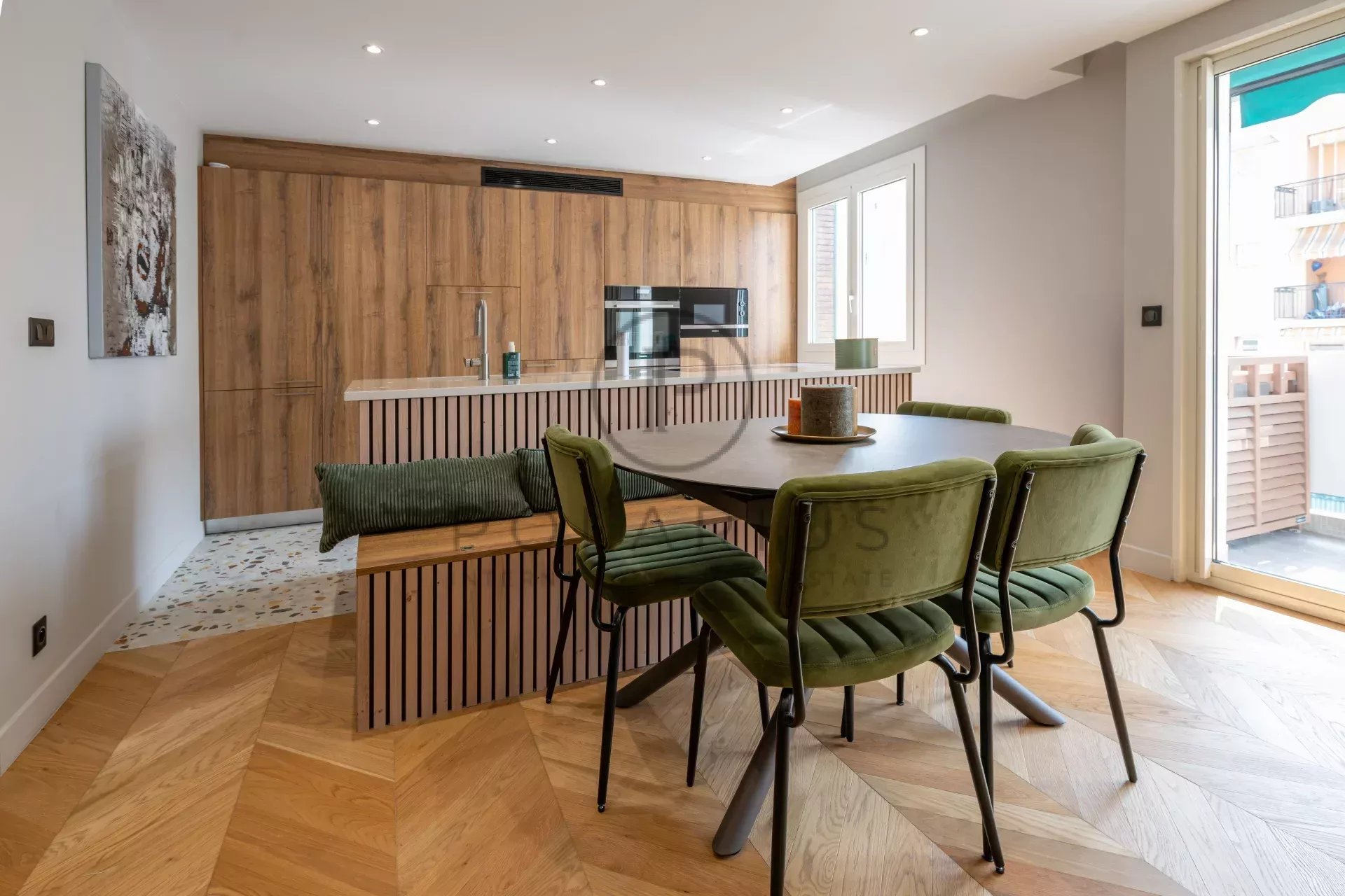 2 Bed, 1 Bath, ApartmentFor Sale, Nice, Alpes-Maritimes