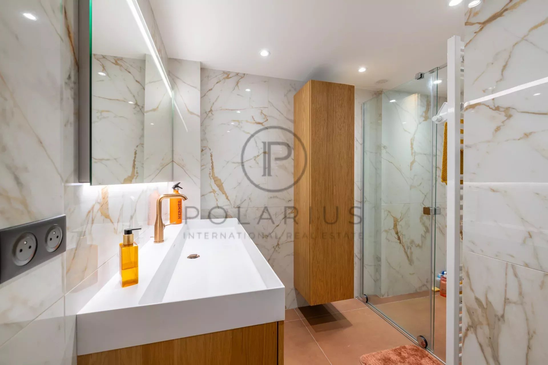 2 Bed, 1 Bath, ApartmentFor Sale, Nice, Alpes-Maritimes