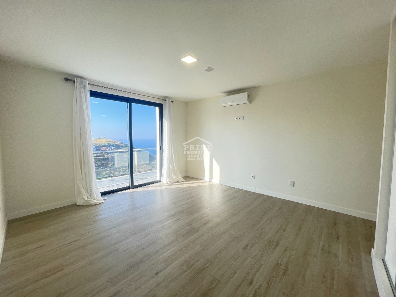 3 Bed, 4 Bath, HouseFor Sale, Ribeira Brava, Ilha da Madeira, 9350-257