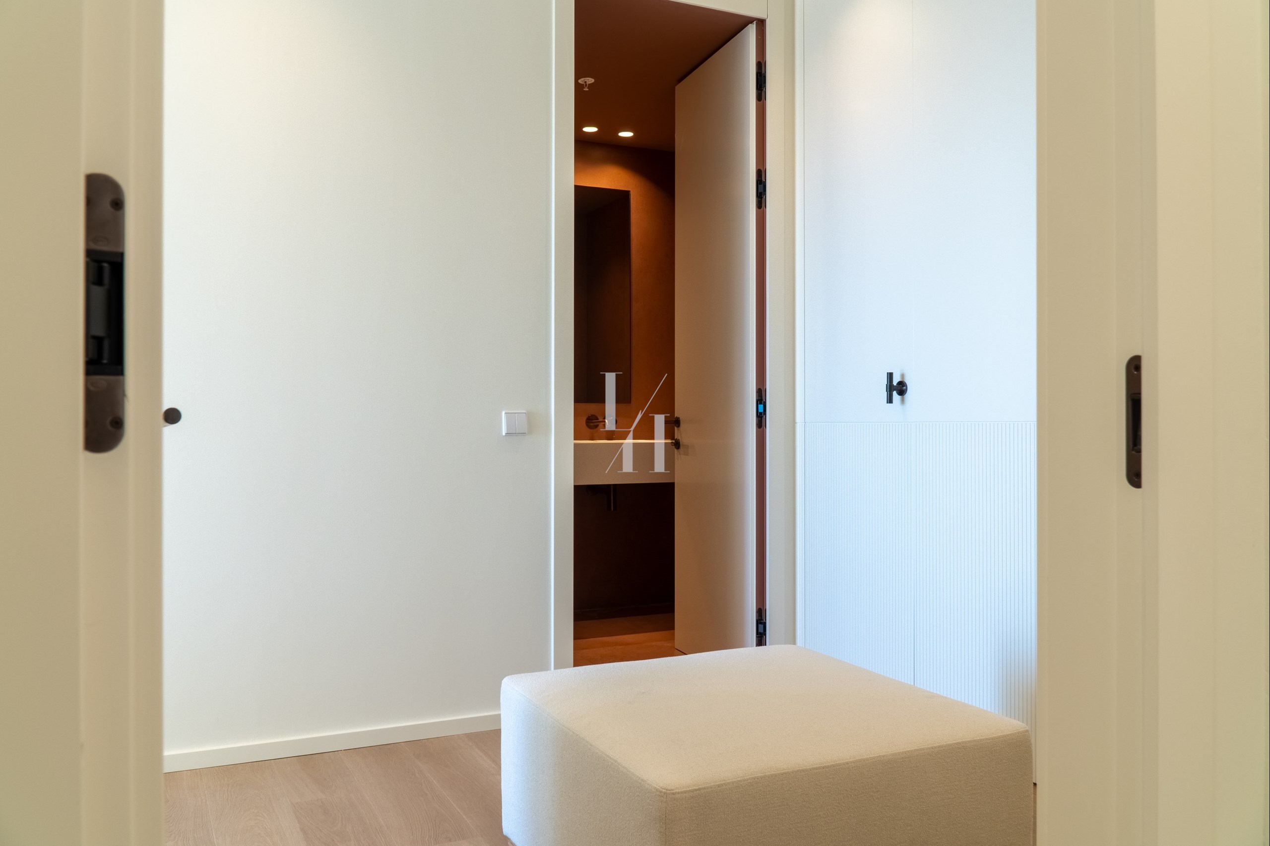 2 Bed, 2 Bath, ApartmentFor Sale, Lagos, Faro, 8600-544