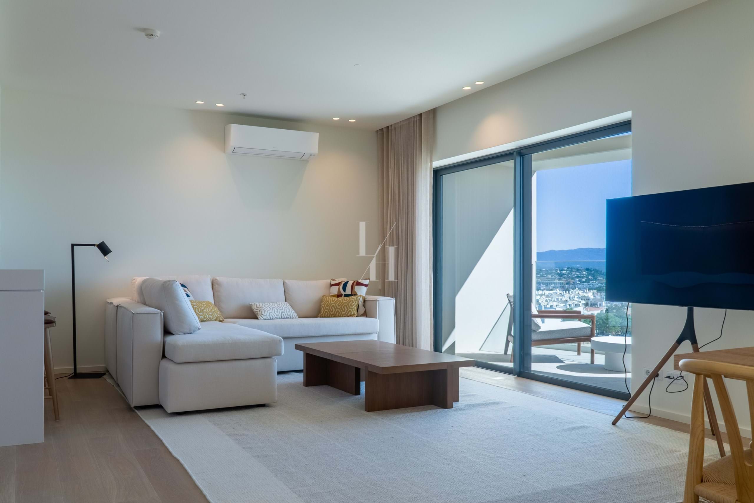 2 Bed, 2 Bath, ApartmentFor Sale, Lagos, Faro, 8600-544