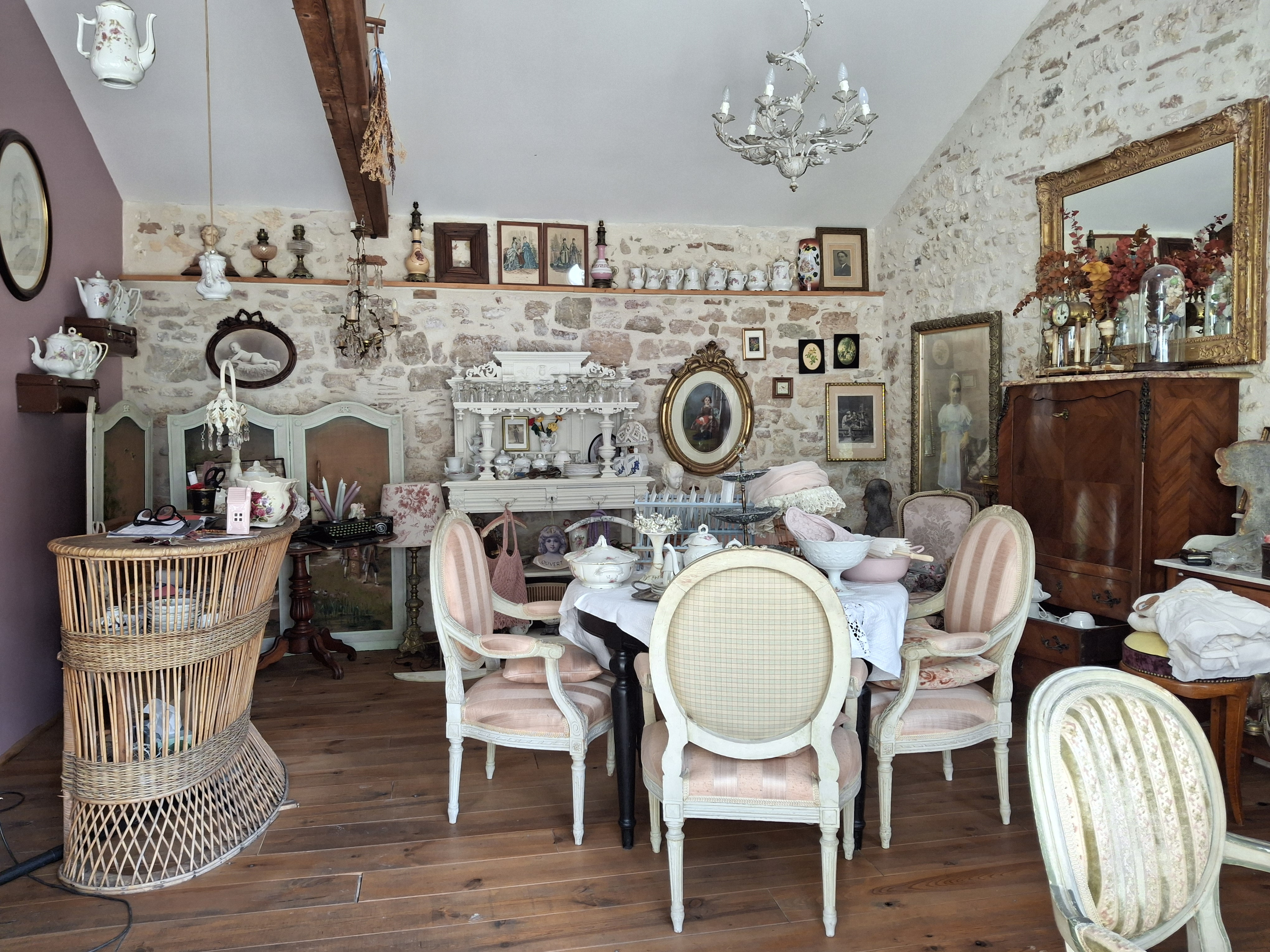 8 Bed, 6 Bath, HouseFor Sale, Villereal, Lot-et-Garonne, Aquitaine, 47210