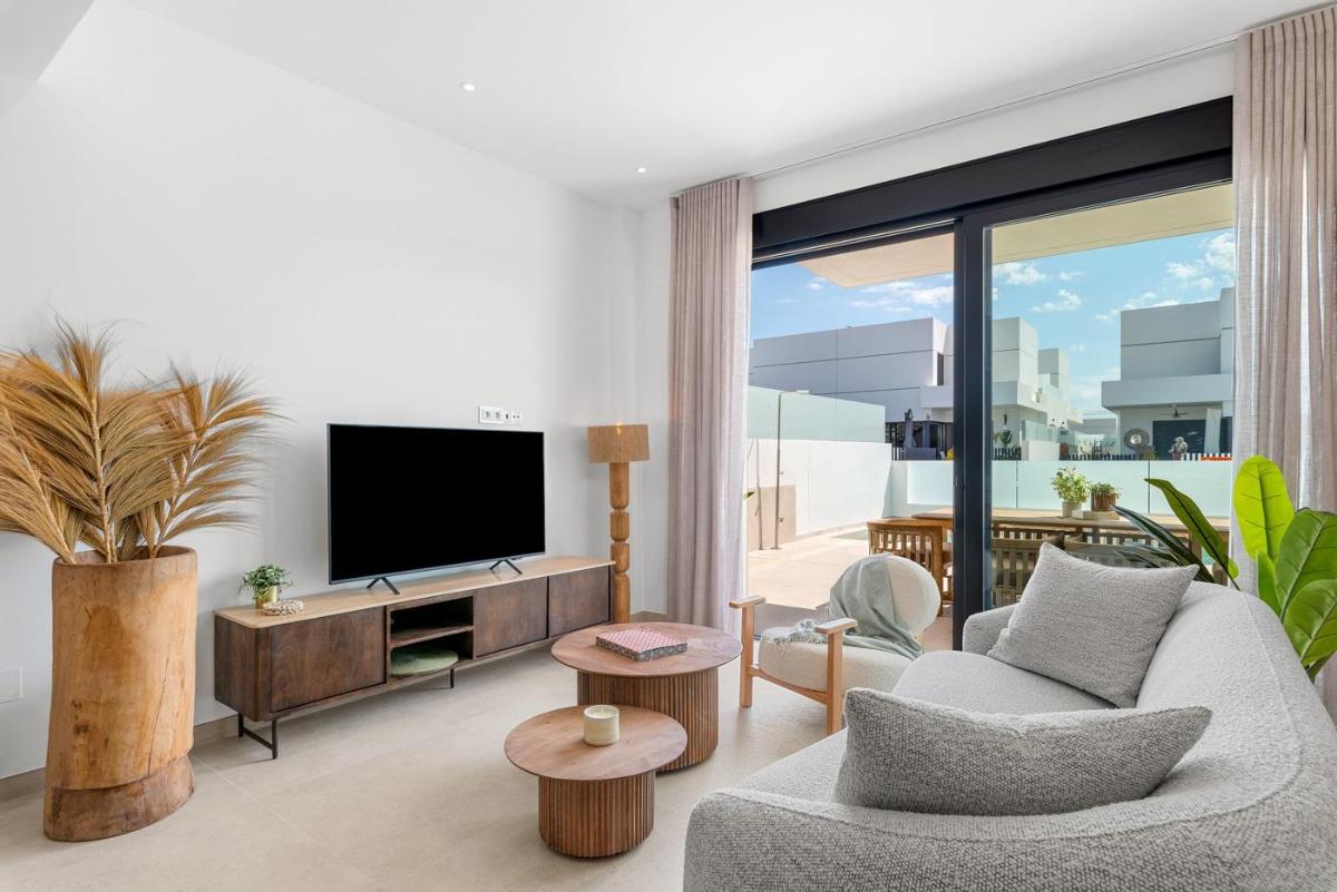 3 Bed, 2 Bath, HouseFor Sale, Dolores, Alicante