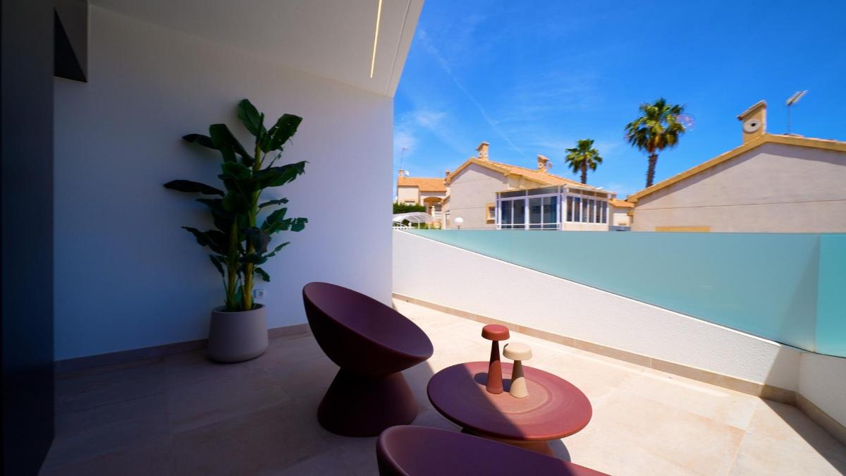 3 Bed, 3 Bath, HouseFor Sale, Los Altos, Alicante
