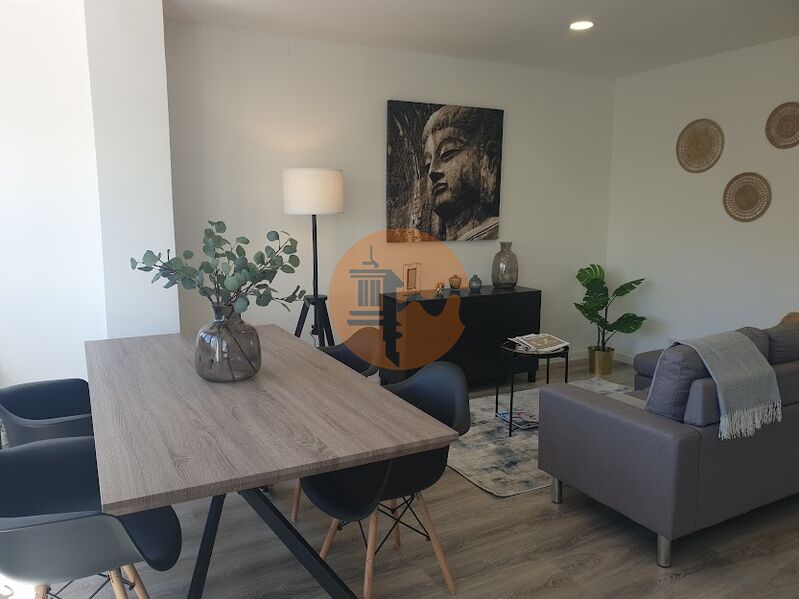 3 Bed, 2 Bath, ApartmentFor Sale, Lisboa, Lisboa