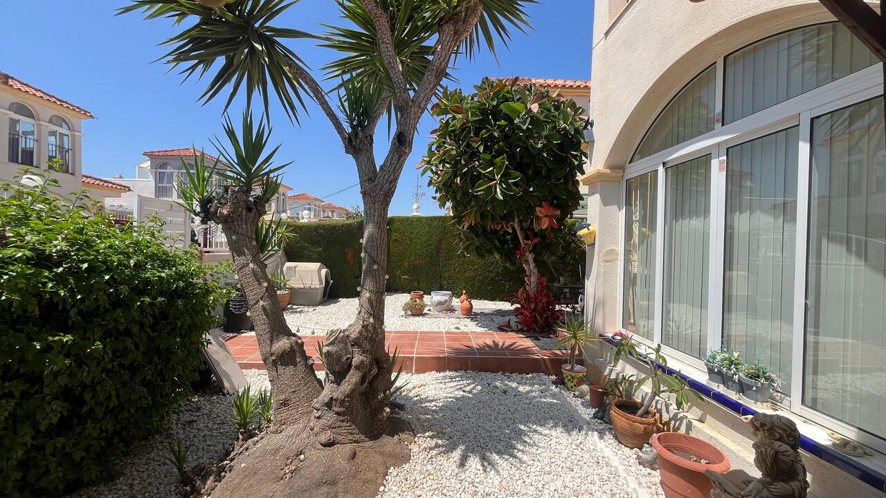 3 Bed, 2 Bath, HouseFor Sale, Algorfa, Alicante