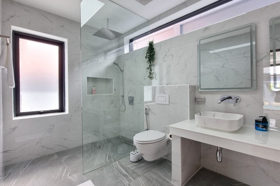 3 Bed, 4 Bath, HouseFor Sale, Chalong, Phuket