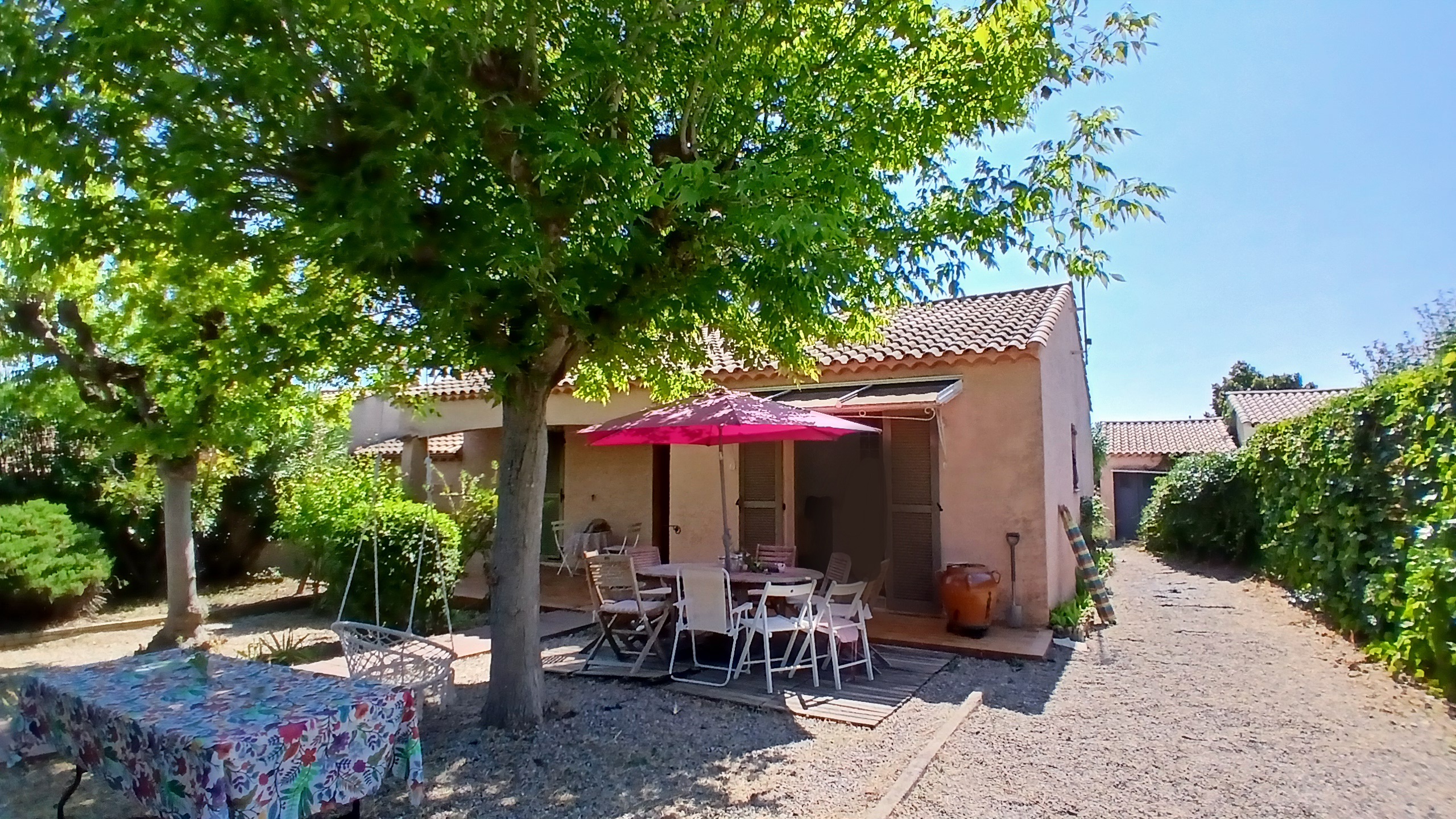 4 Bed, 2 Bath, HouseFor Sale, Autignac, Herault, Languedoc-Roussillon, 34480