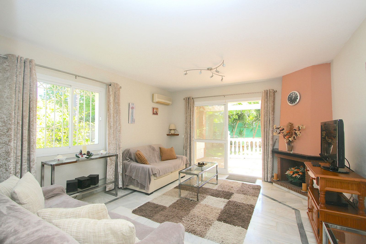 2 Bed, 2 Bath, HouseFor Sale, Cerros del Aguila, Malaga