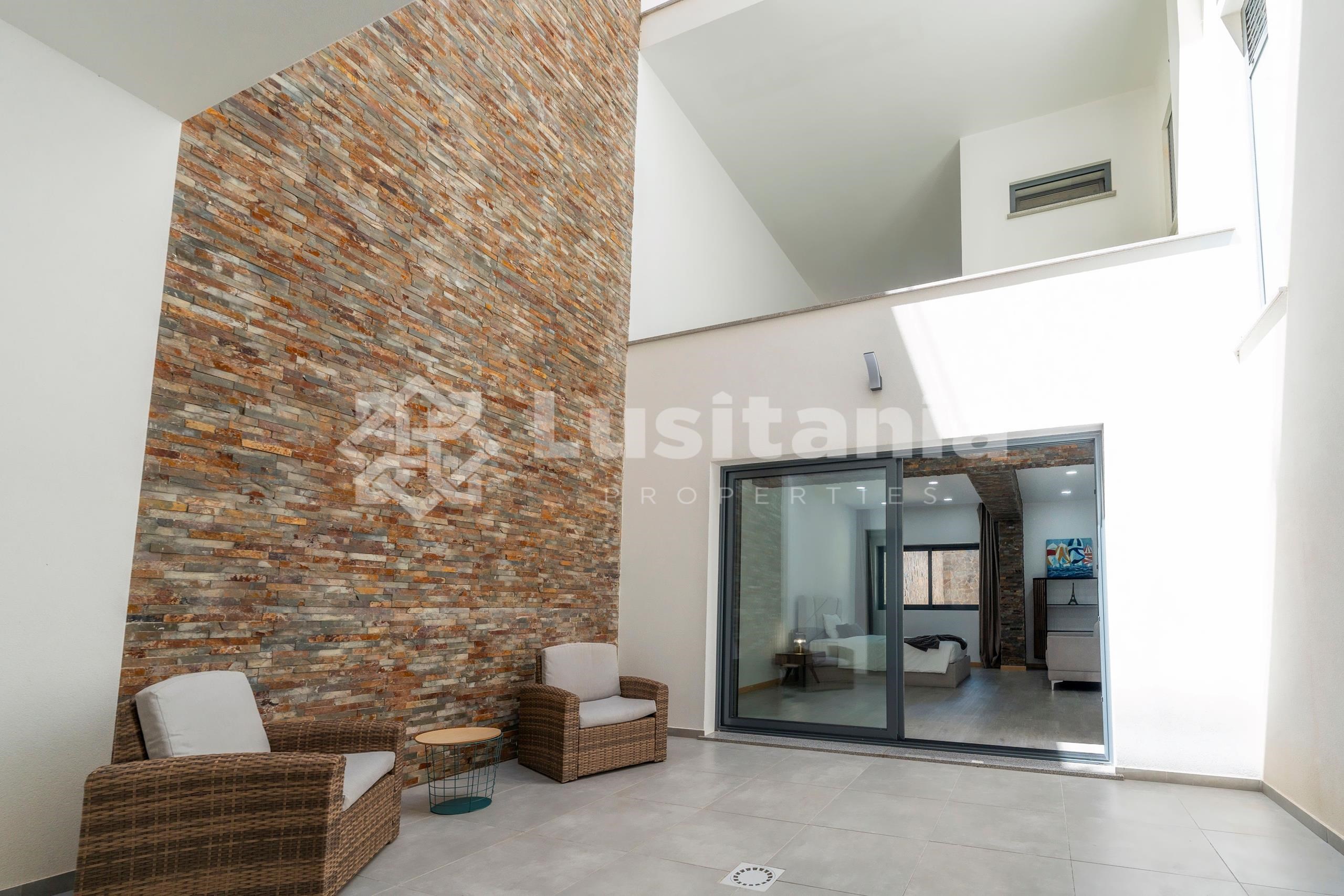 3 Bed, 3 Bath, ApartmentFor Sale, Albufeira, Faro, 8200-042