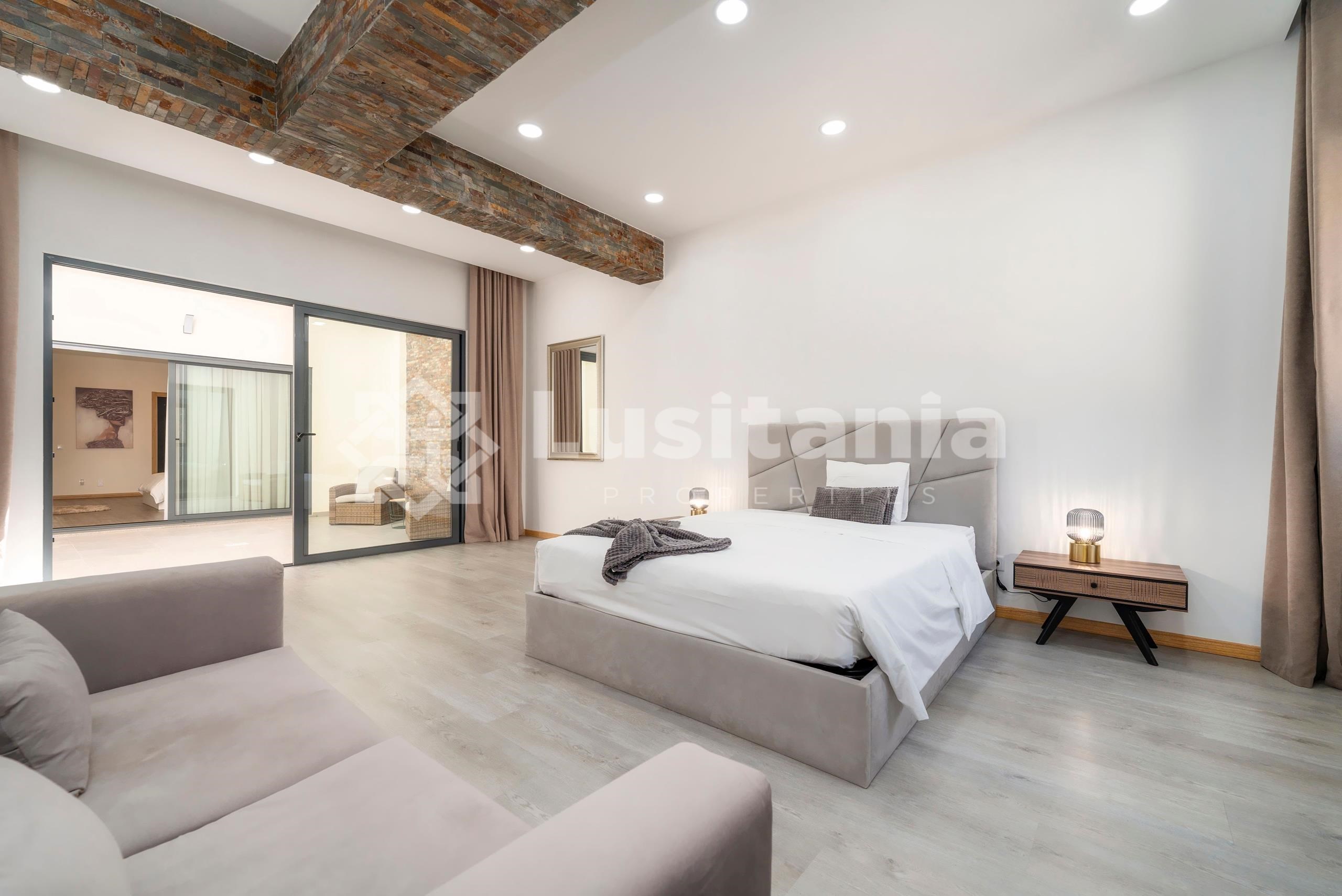 3 Bed, 3 Bath, ApartmentFor Sale, Albufeira, Faro, 8200-042