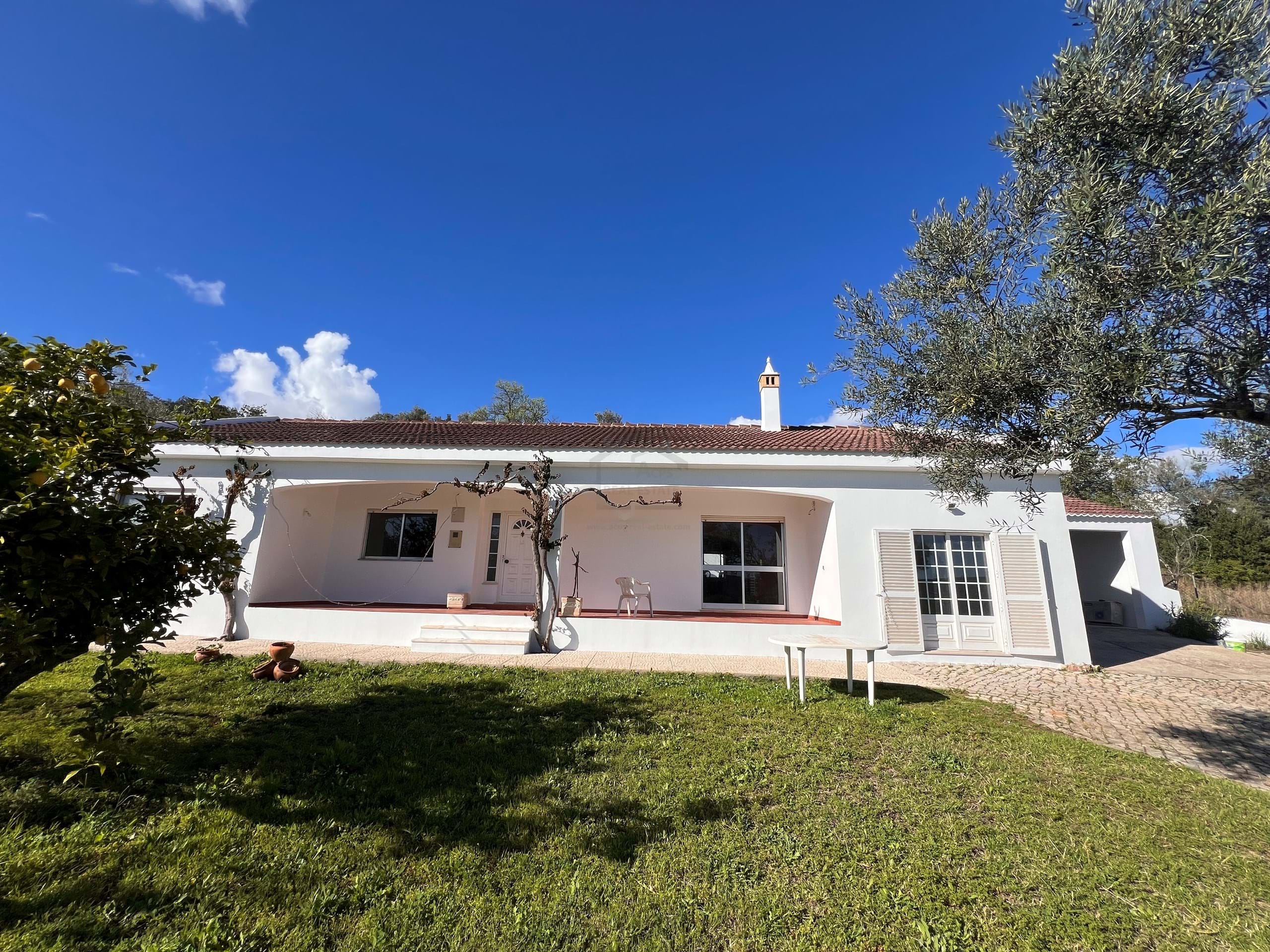 4 Bed, 3 Bath, HouseFor Sale, Loulé, Faro
