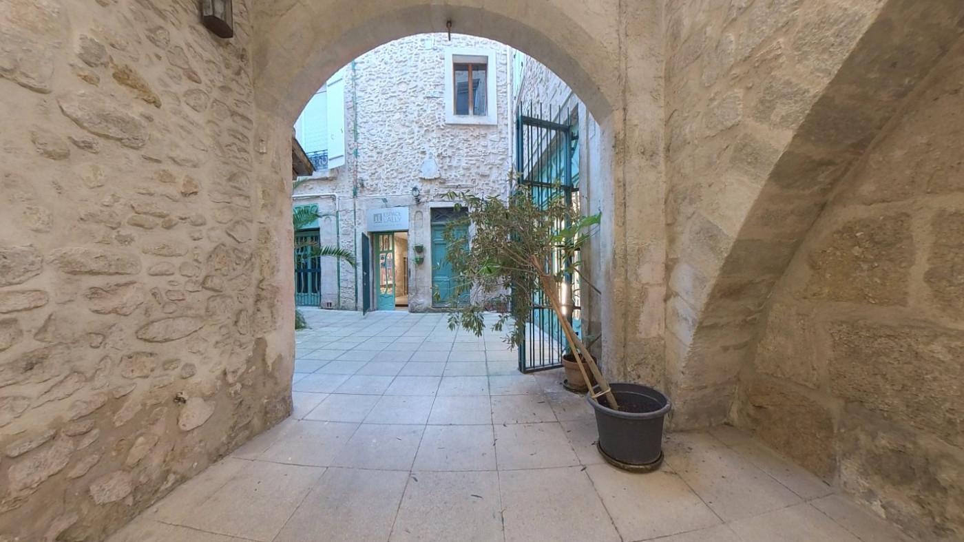 ApartmentFor Sale, Beziers, Herault, Languedoc-Roussillon, 34500