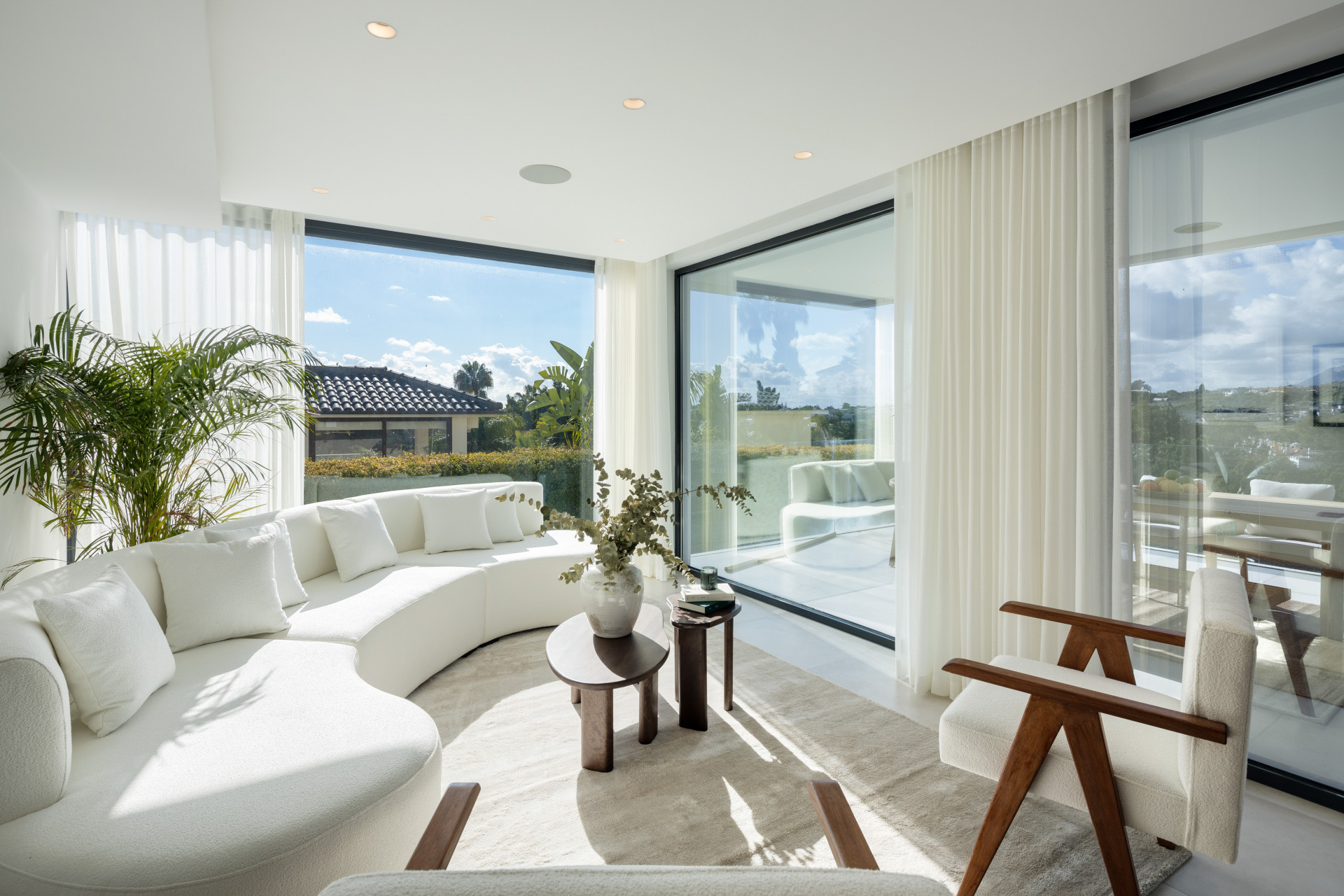 6 Bed, 4 Bath, HouseFor Sale, Marbella, Malaga