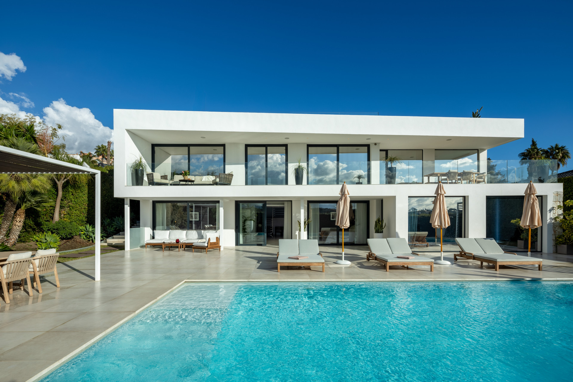 6 Bed, 4 Bath, HouseFor Sale, Marbella, Malaga