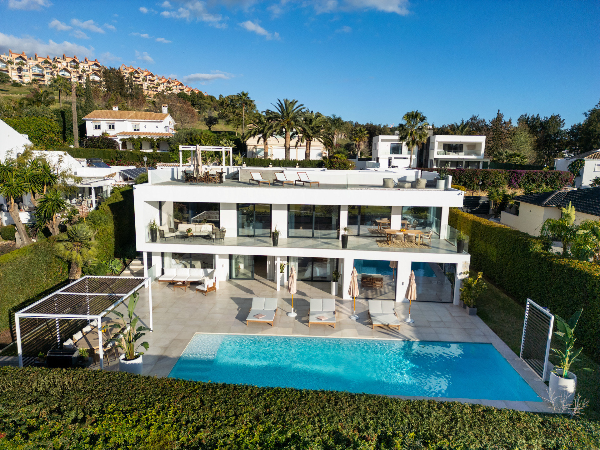 6 Bed, 4 Bath, HouseFor Sale, Marbella, Malaga