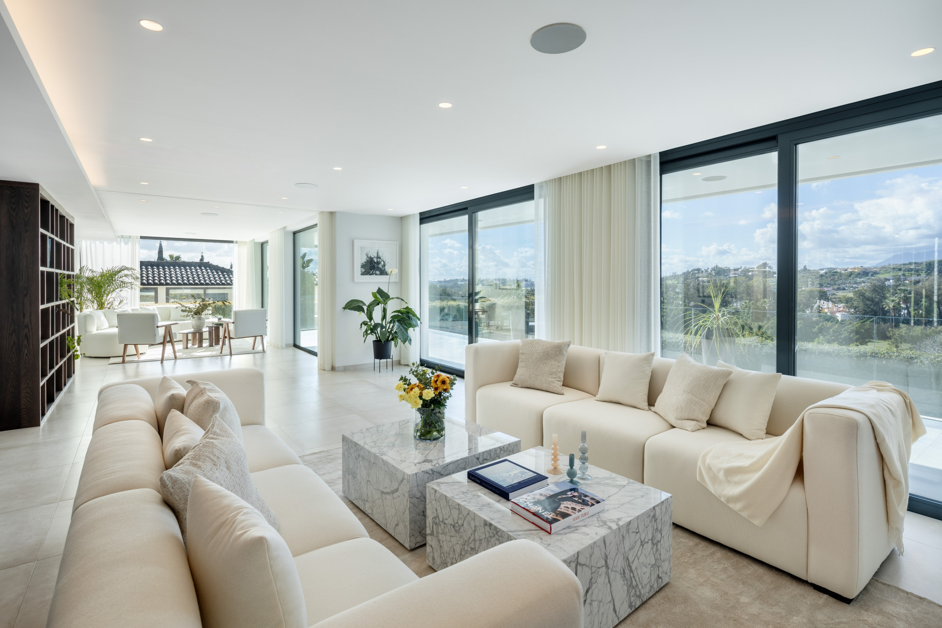 6 Bed, 4 Bath, HouseFor Sale, Marbella, Malaga