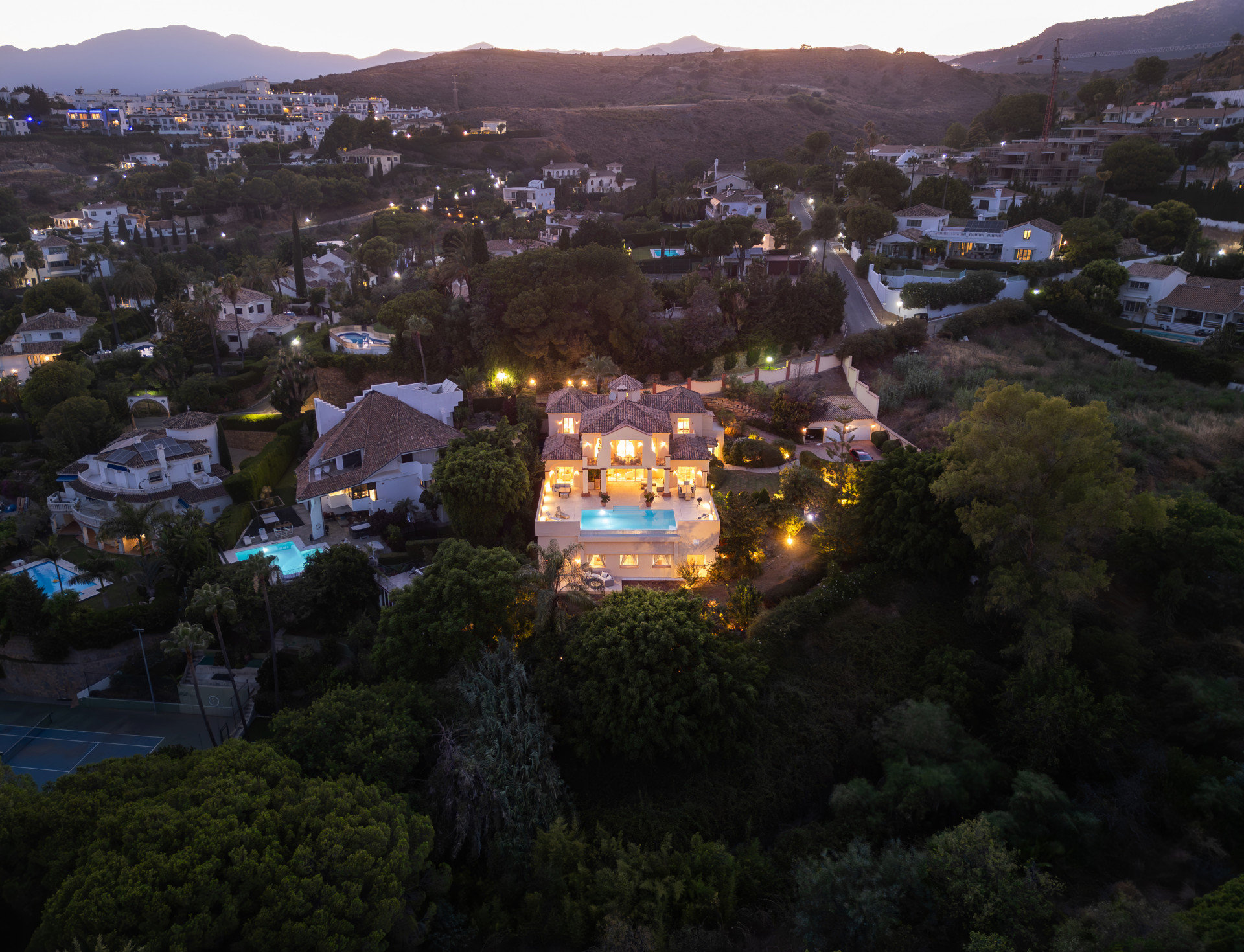 5 Bed, 6 Bath, HouseFor Sale, Benahavis, Malaga