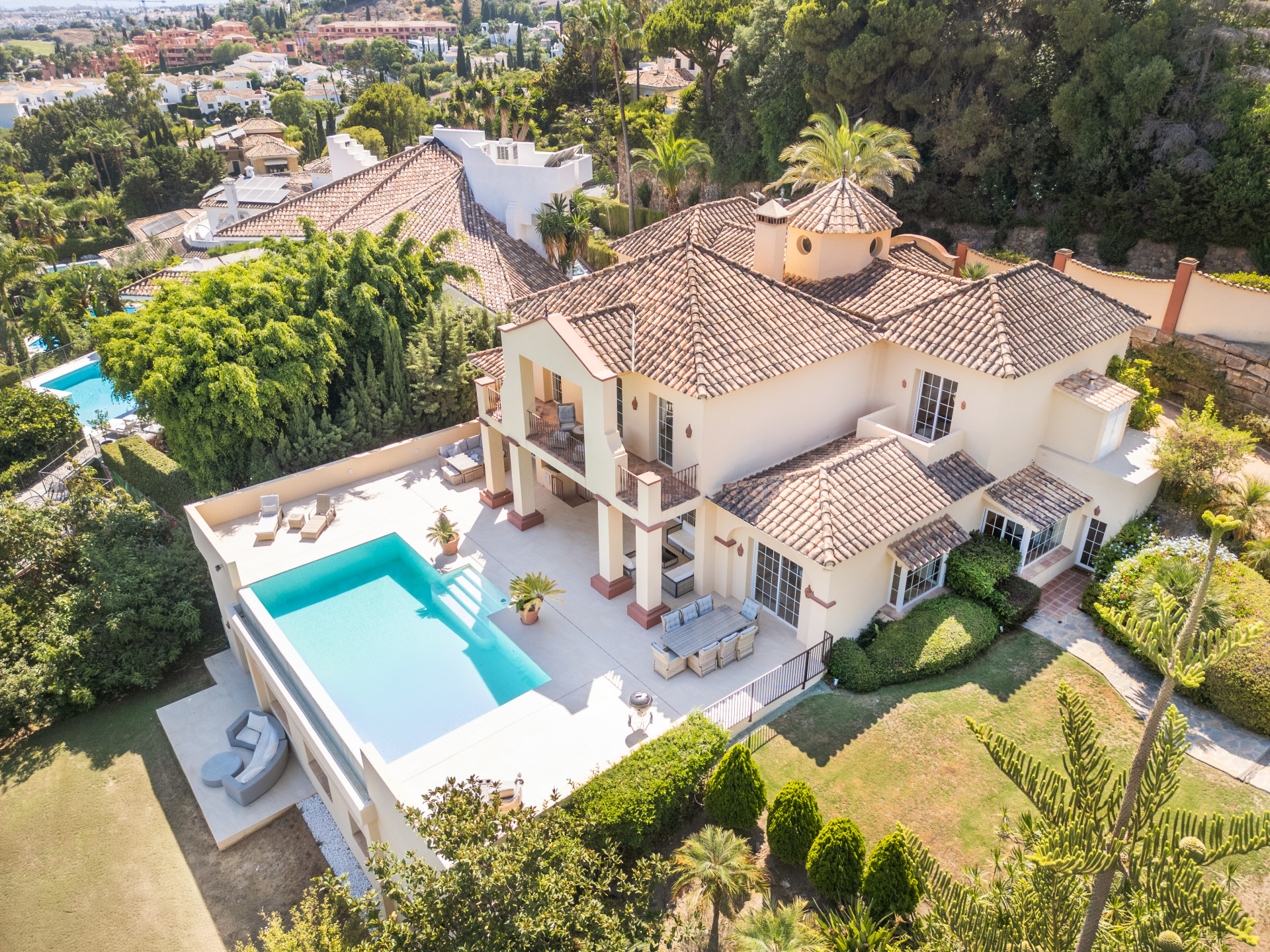 5 Bed, 6 Bath, HouseFor Sale, Benahavis, Malaga
