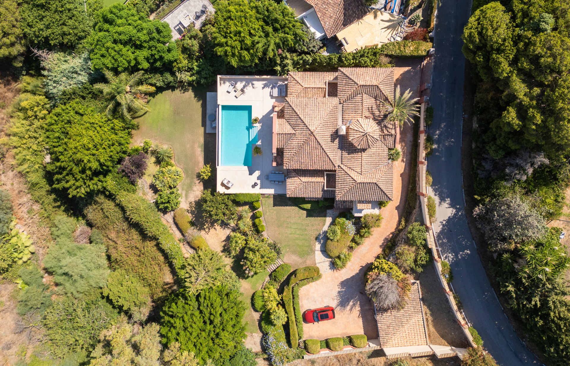 5 Bed, 6 Bath, HouseFor Sale, Benahavis, Malaga