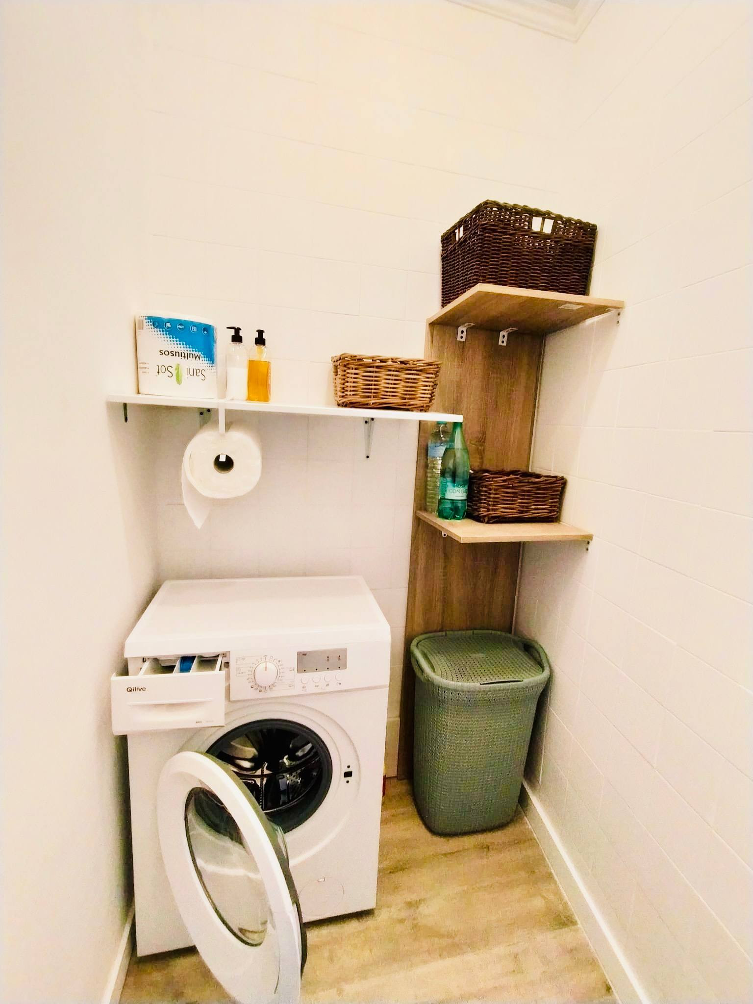 5 Bed, 2 Bath, HouseFor Sale, San Pedro de Alcantara, Malaga