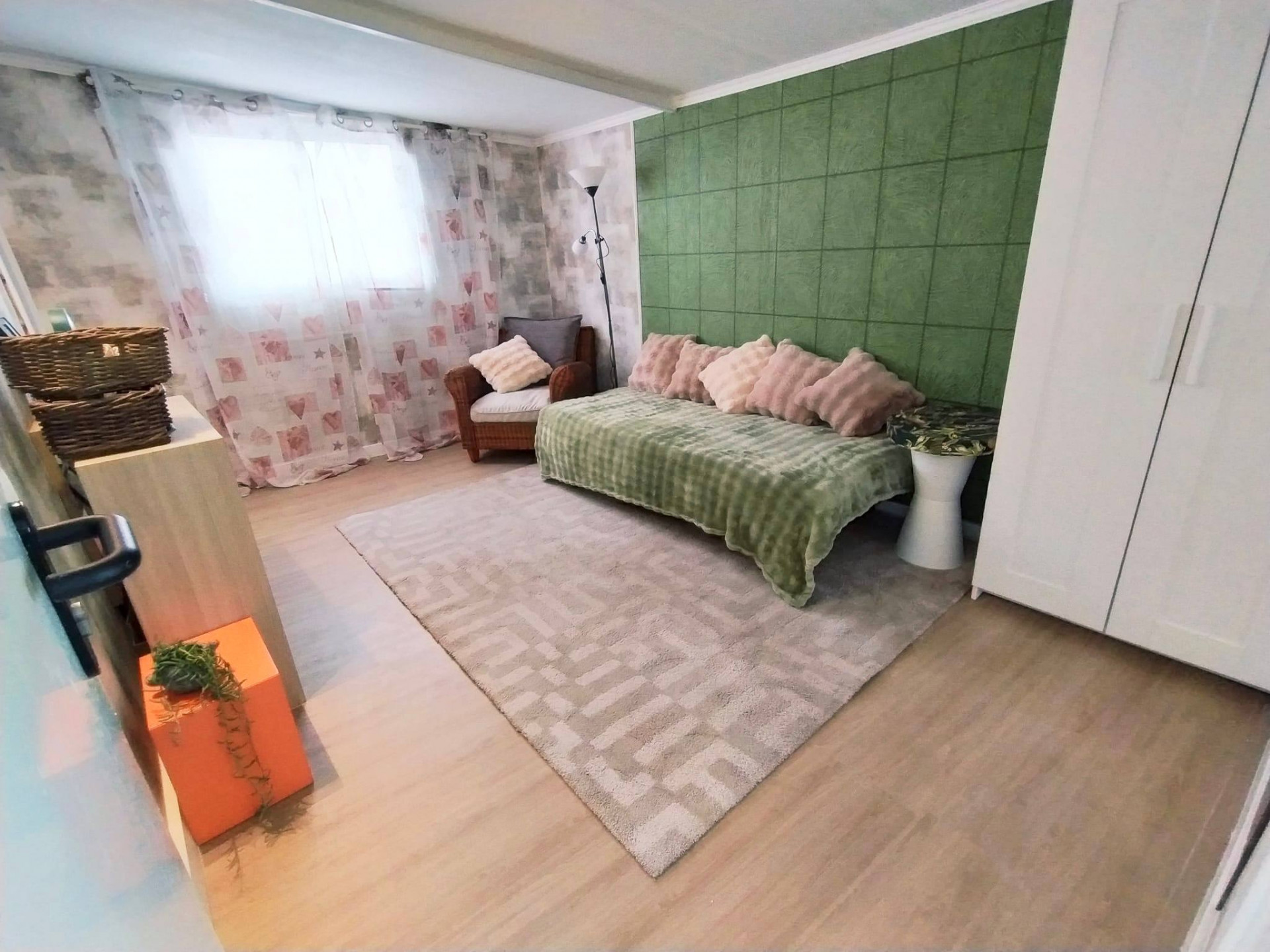 5 Bed, 2 Bath, HouseFor Sale, San Pedro de Alcantara, Malaga