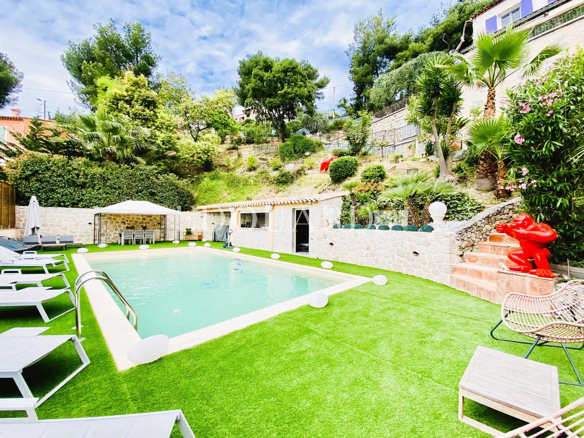 3 Bed, 2 Bath, HouseFor Sale, Menton, Alpes-Maritimes