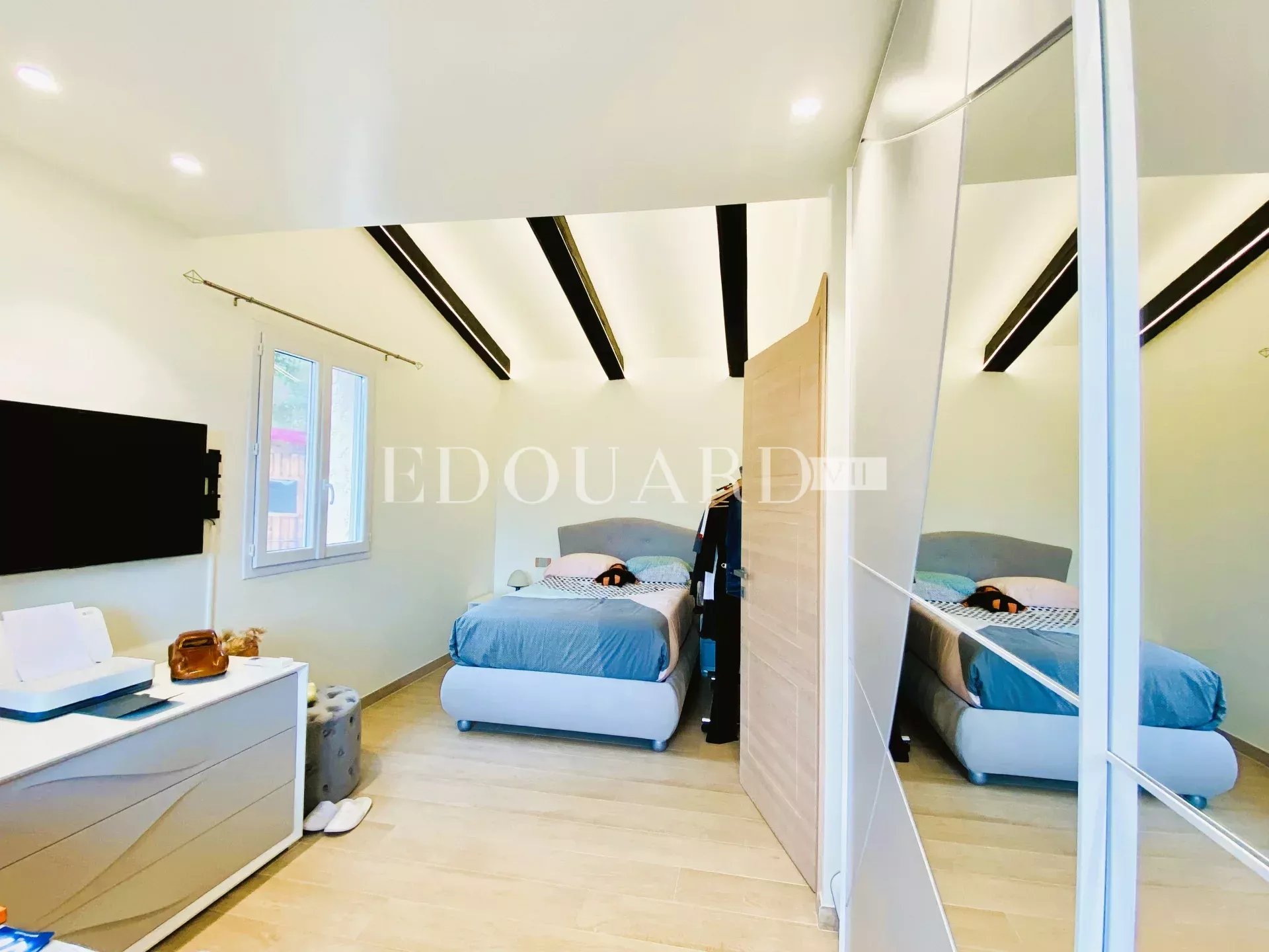 3 Bed, 2 Bath, HouseFor Sale, Menton, Alpes-Maritimes