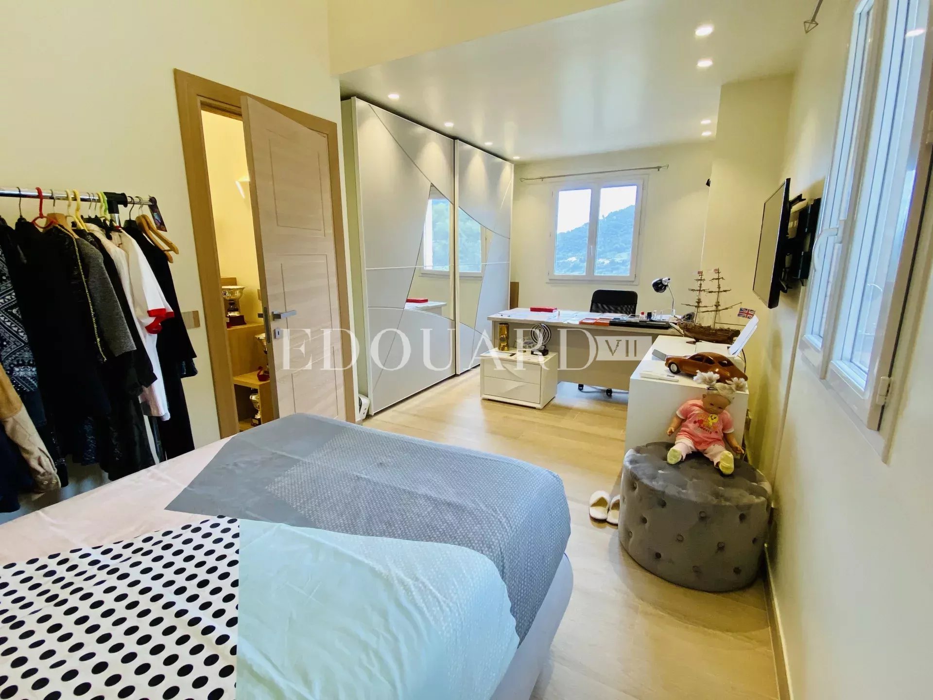 3 Bed, 2 Bath, HouseFor Sale, Menton, Alpes-Maritimes