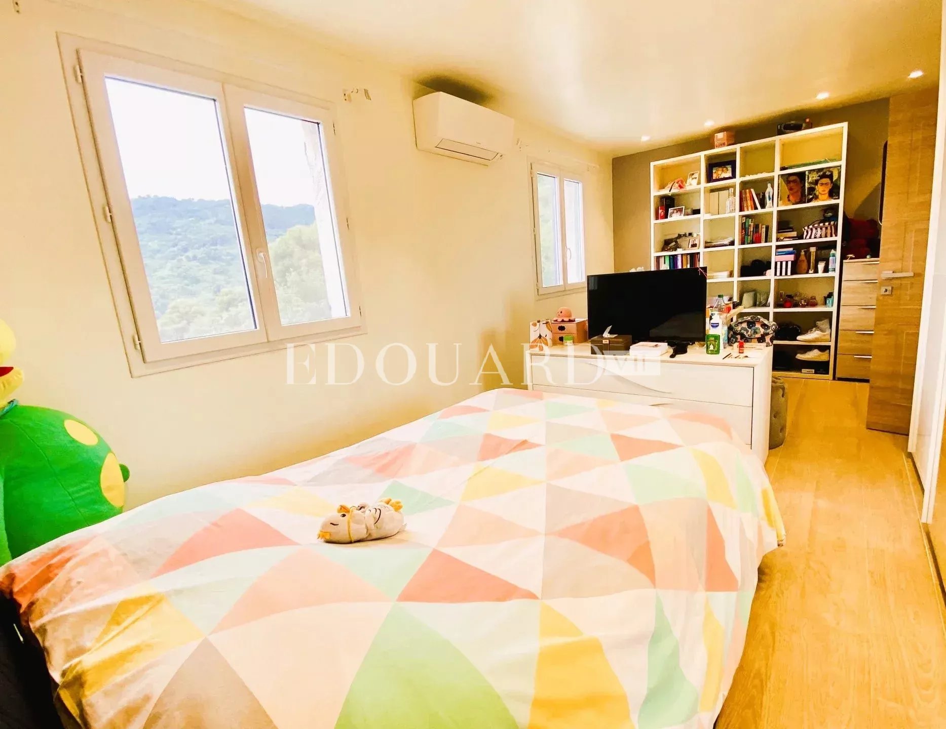 3 Bed, 2 Bath, HouseFor Sale, Menton, Alpes-Maritimes