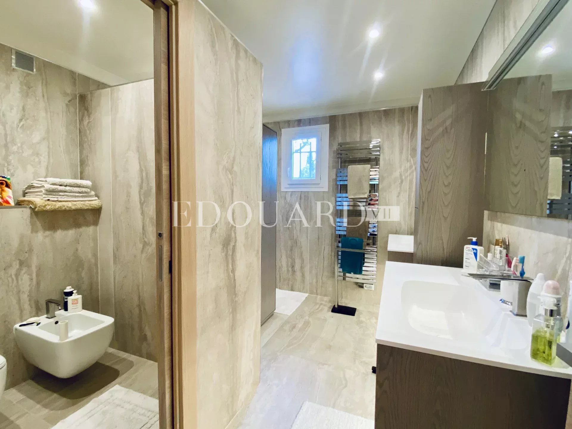 3 Bed, 2 Bath, HouseFor Sale, Menton, Alpes-Maritimes