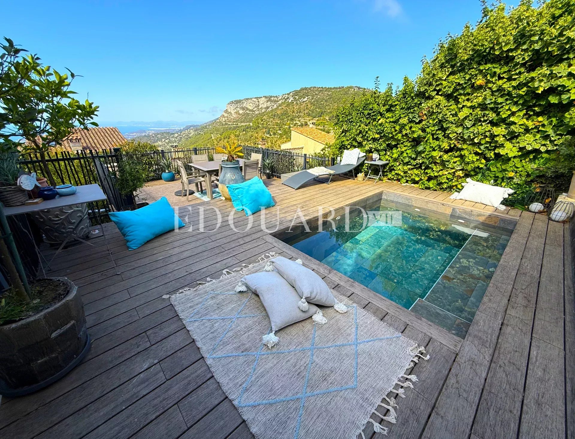 2 Bed, 1 Bath, HouseFor Sale, La Turbie, Alpes-Maritimes