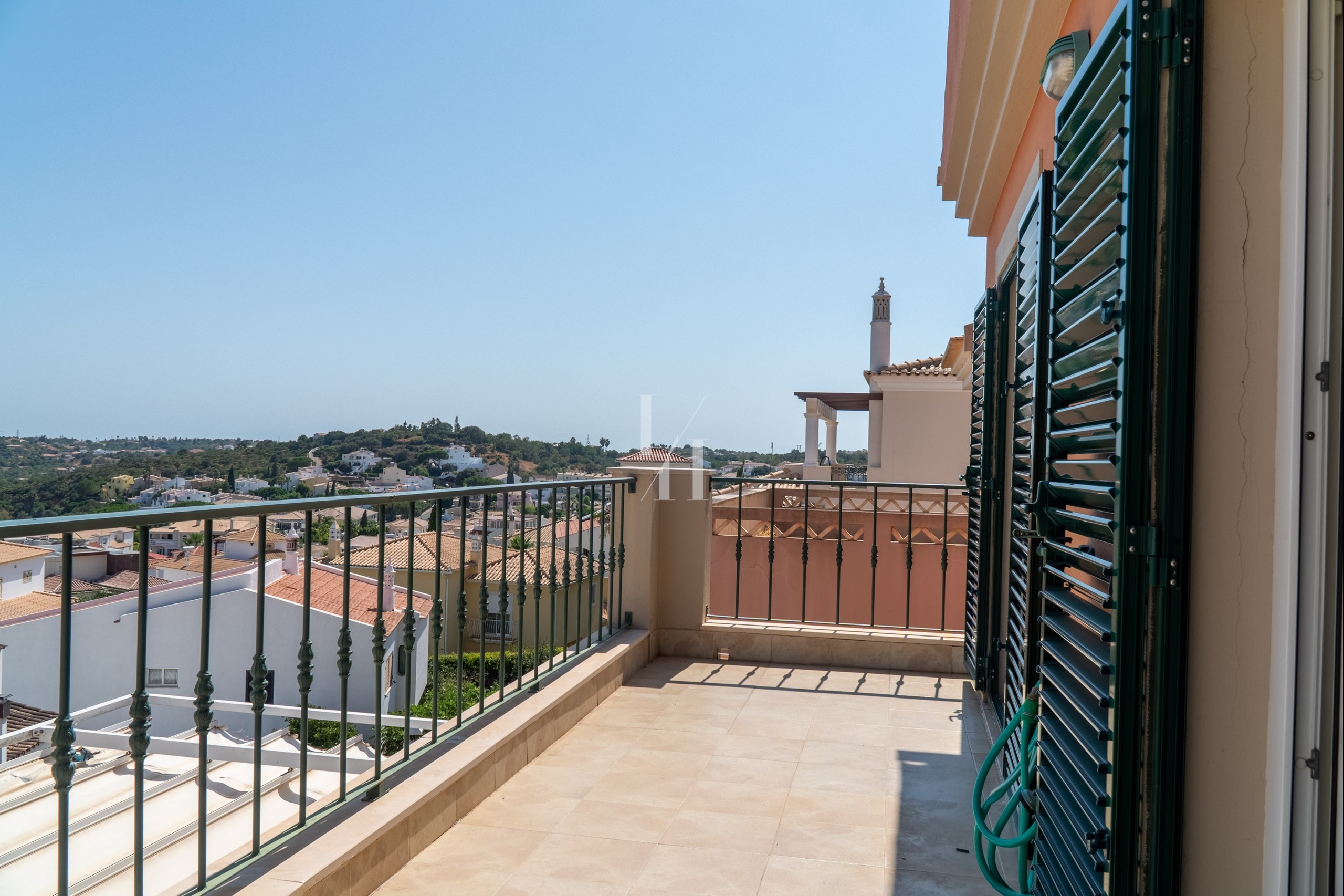4 Bed, 3 Bath, HouseFor Sale, Loulé, Faro, 8100-264 4 Bed, 3 Bath, HouseFor Sale, Loulé, Faro, 8100-264