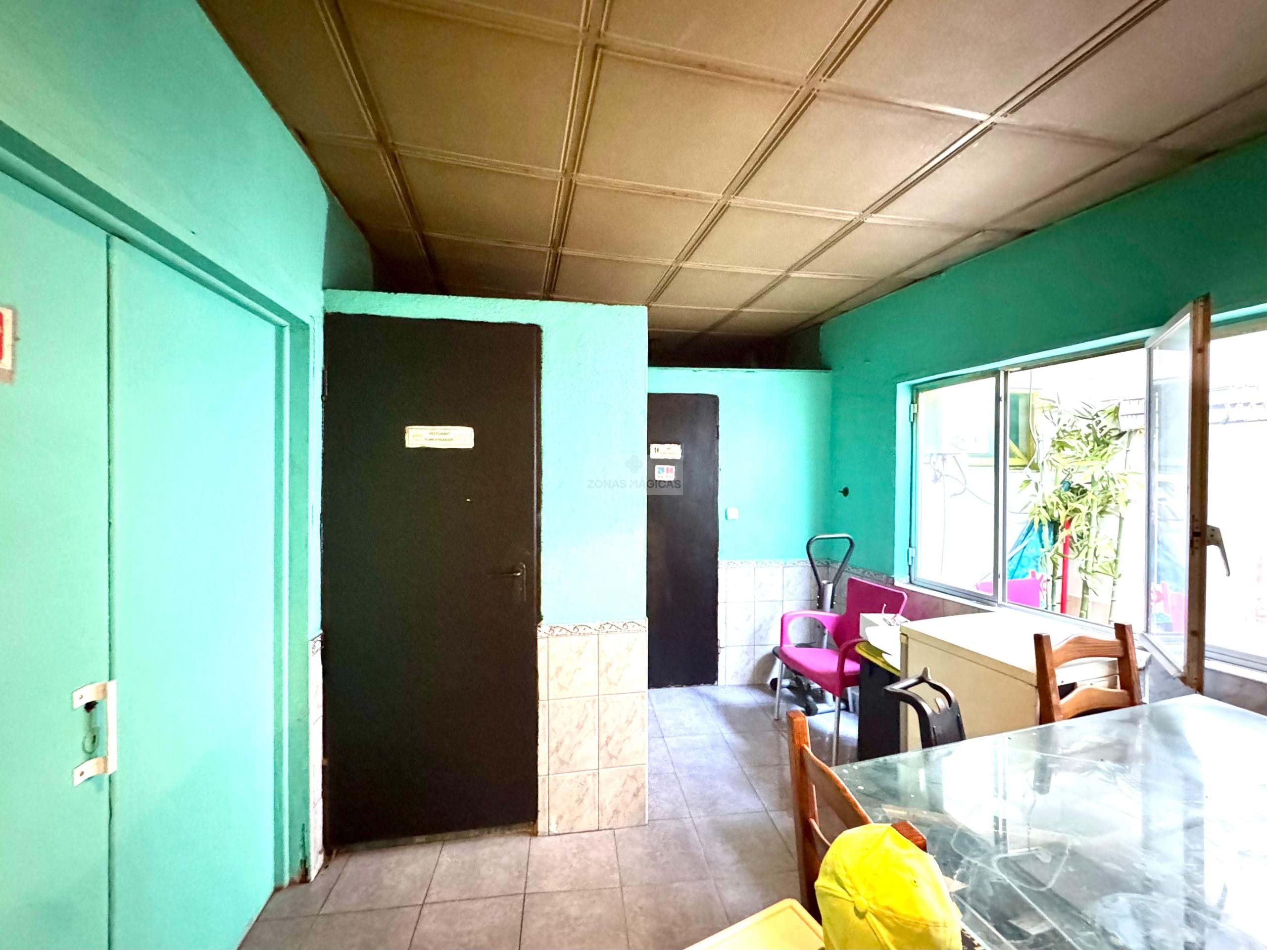 Commercial Property, For Sale