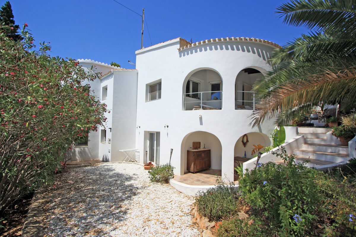 3 Bed, 2 Bath, HouseFor Sale, Denia, Alicante