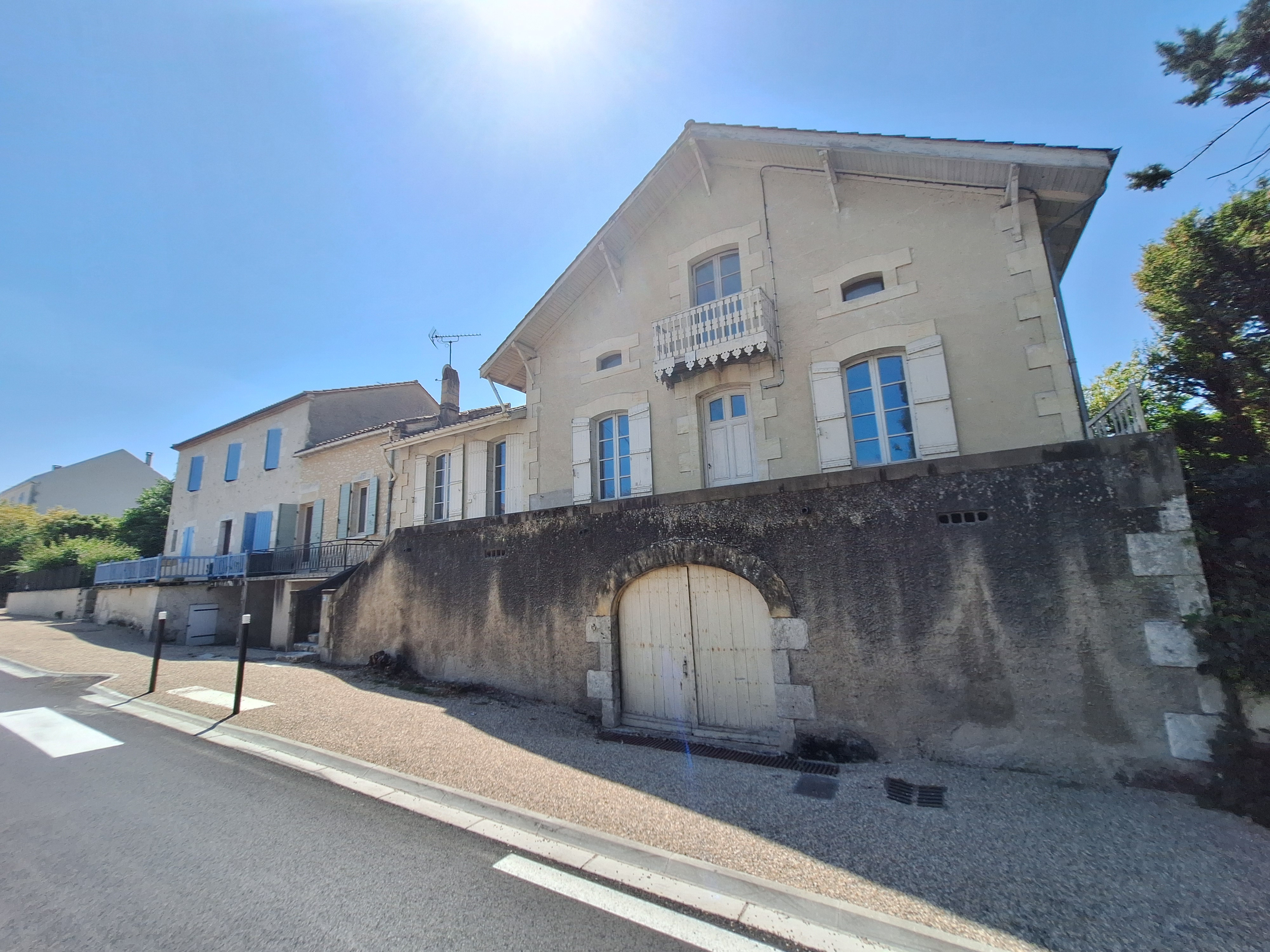 3 Bed, 1 Bath, HouseFor Sale, Castillonnes, Lot-et-Garonne, Aquitaine, 47330