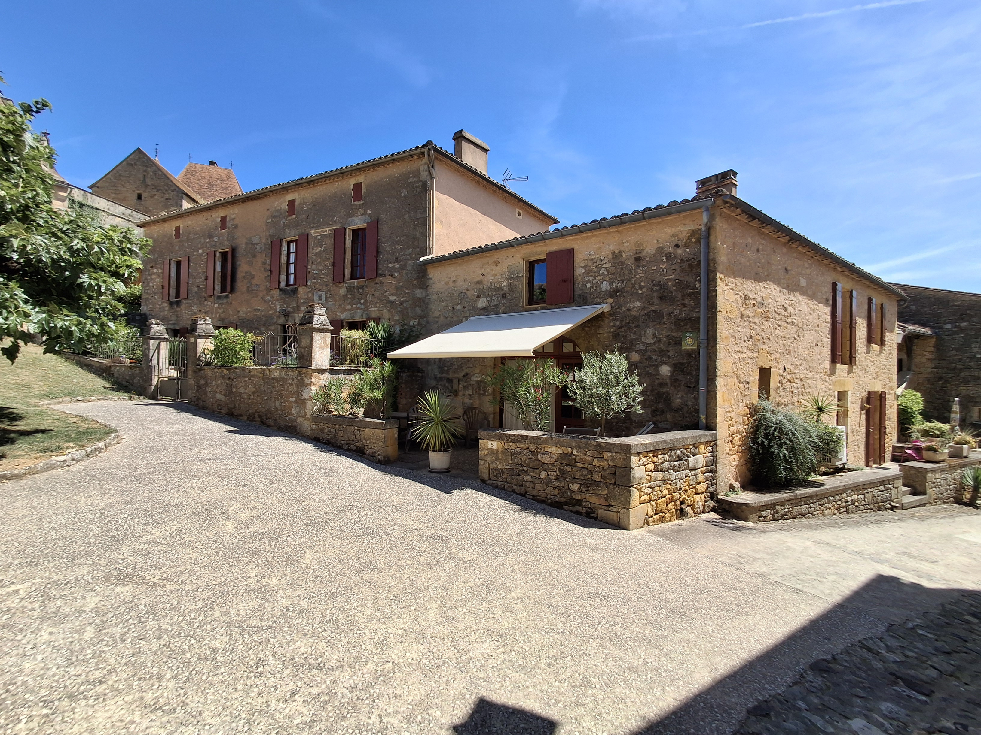 7 Bed, 3 Bath, HouseFor Sale, Biron, Dordogne, Aquitaine, 24540 7 Bed, 3 Bath, HouseFor Sale, Biron, Dordogne, Aquitaine, 24540