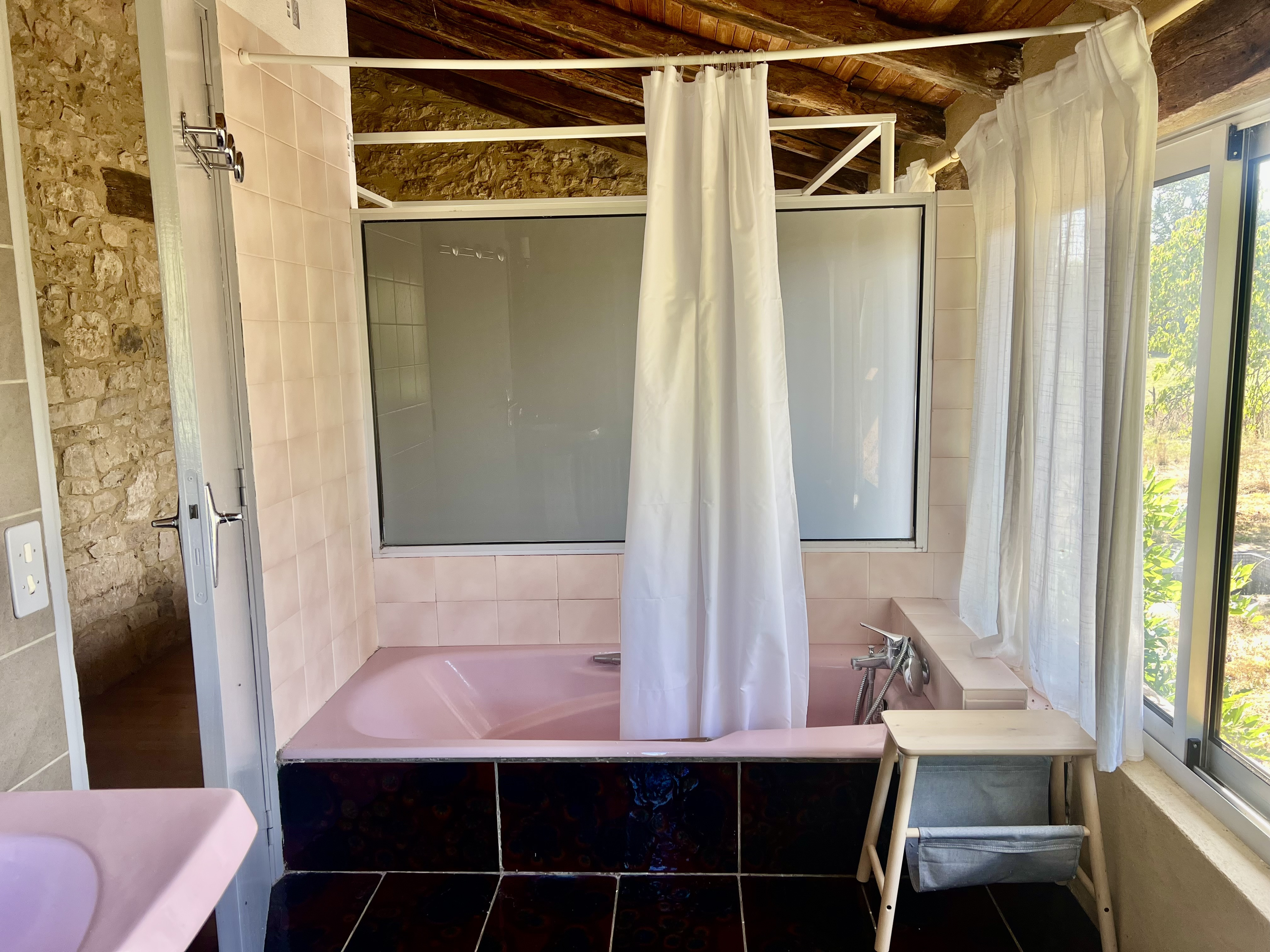 5 Bed, 4 Bath, HouseFor Sale, Biron, Dordogne, Aquitaine, 24540