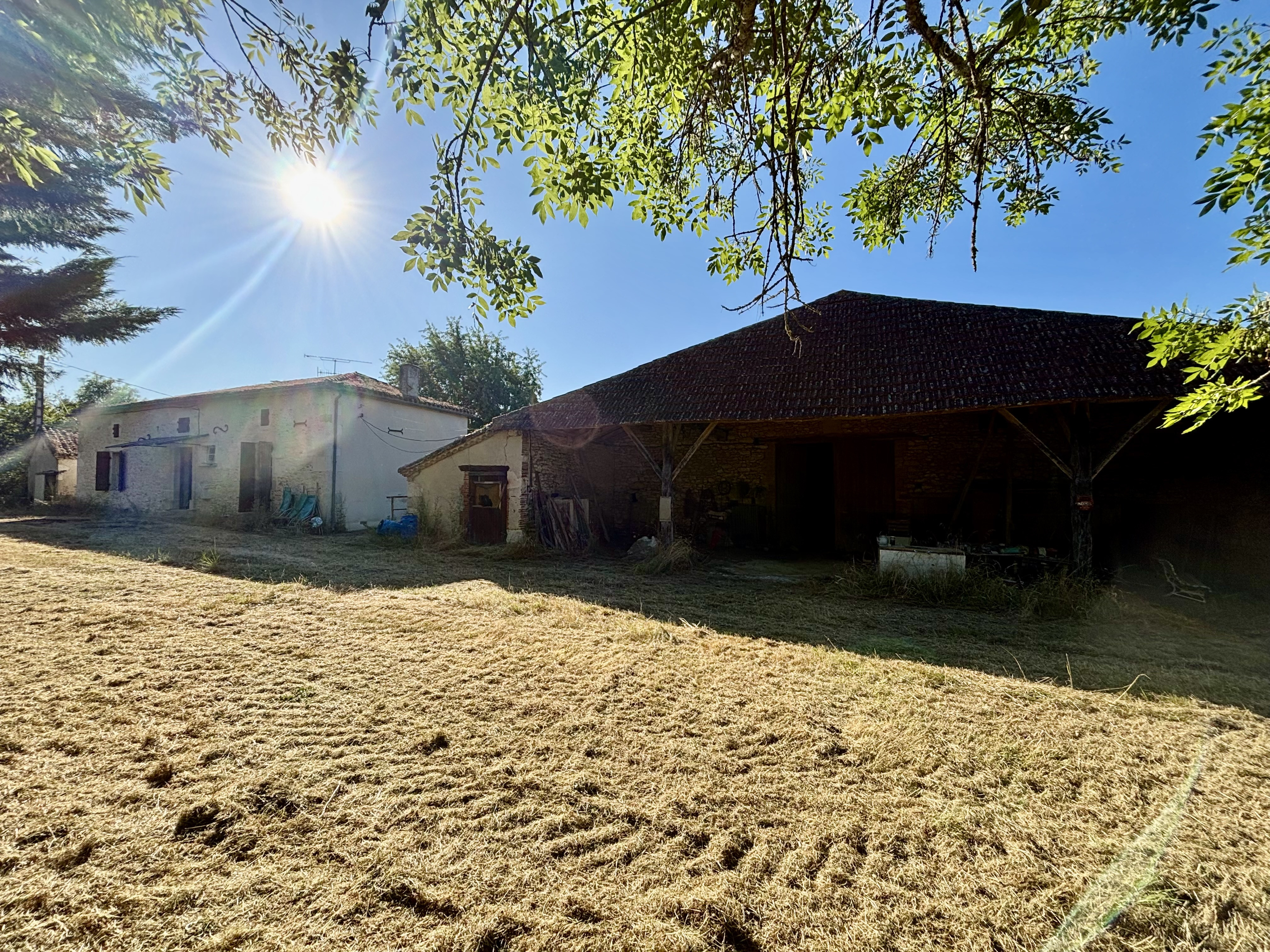 3 Bed, HouseFor Sale, Villeneuve sur lot, Lot-et-Garonne, Aquitaine, 47300